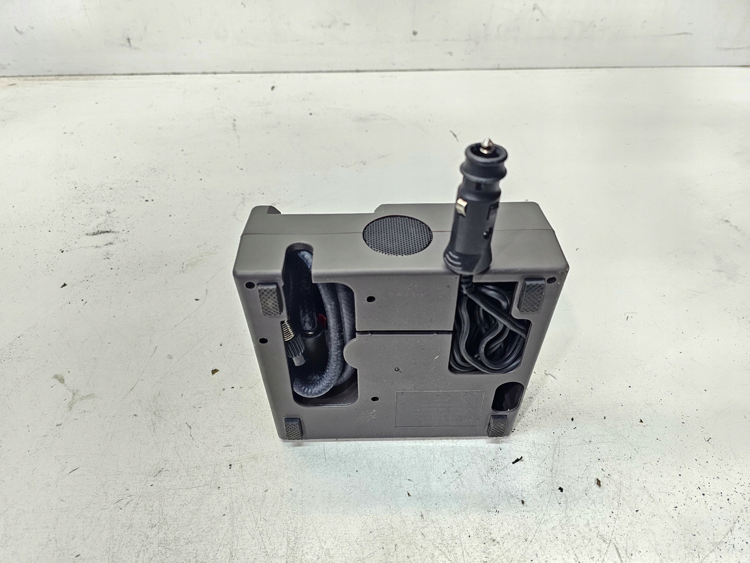 compressor; air AUDI A1 A3 A4 A5 A6 A7 8P0012615C