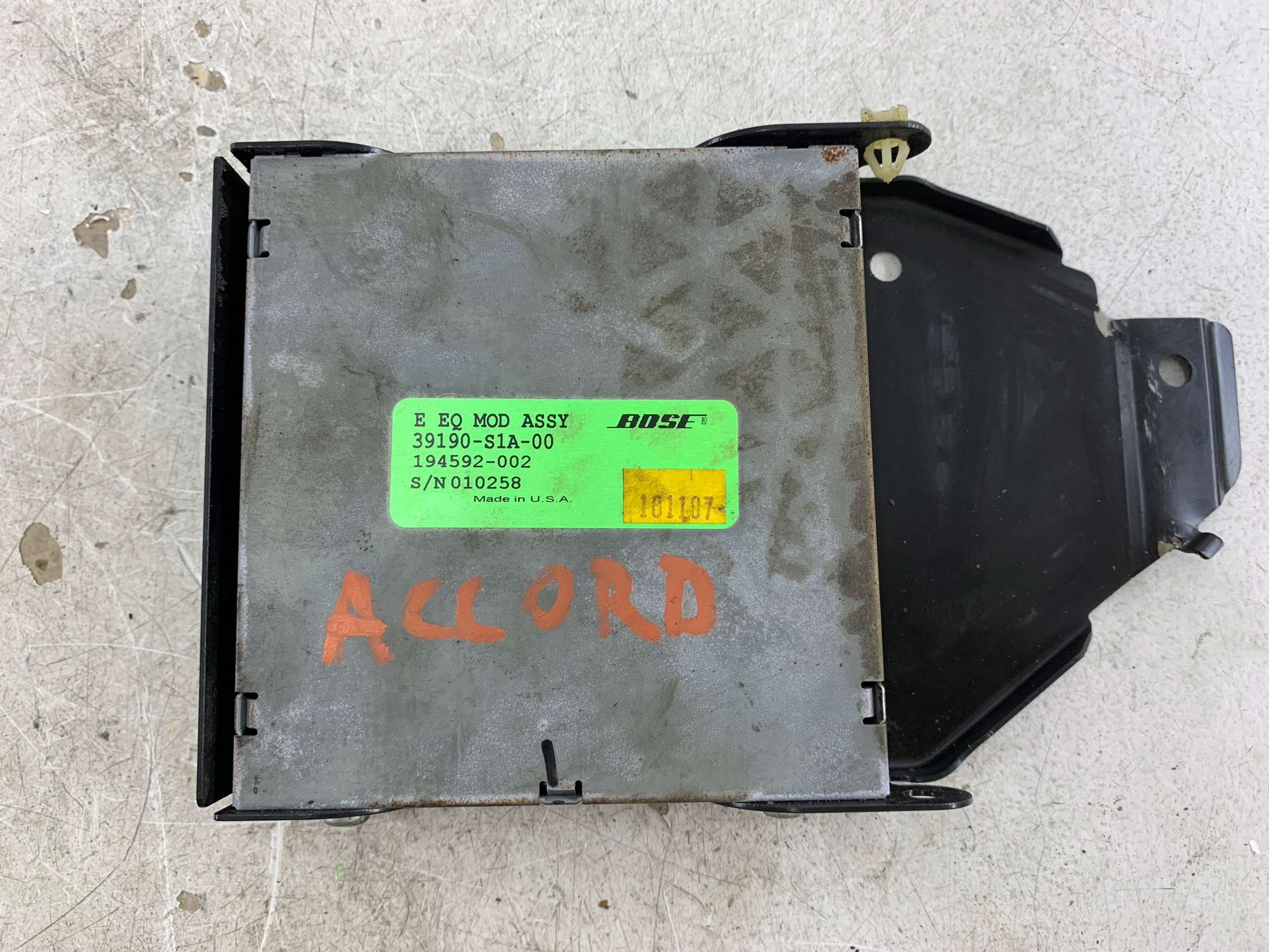 HONDA ACCORD VI amplifier AUDIO BOSE 39190-S1A-00