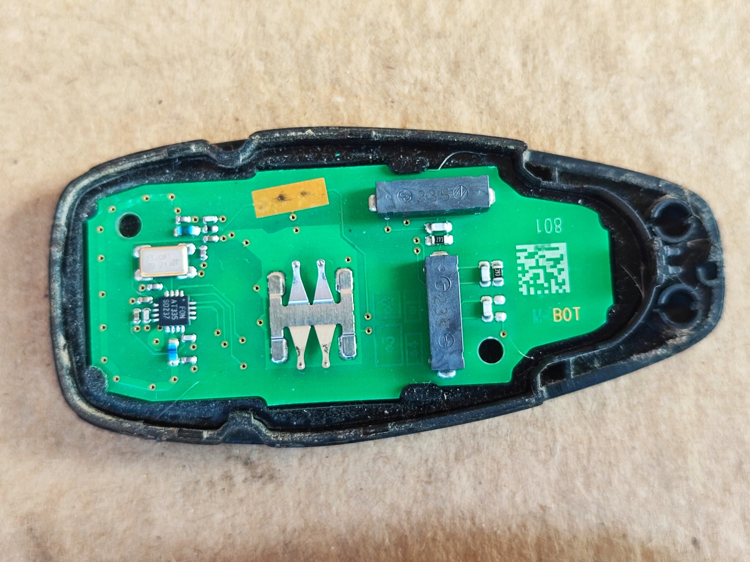 Ford Kuga MK2 2.0 TDCI kluczyk keyless pilot Jakość części (zgodnie z GVO) O - oryginał z logo producenta pojazdu (OE)