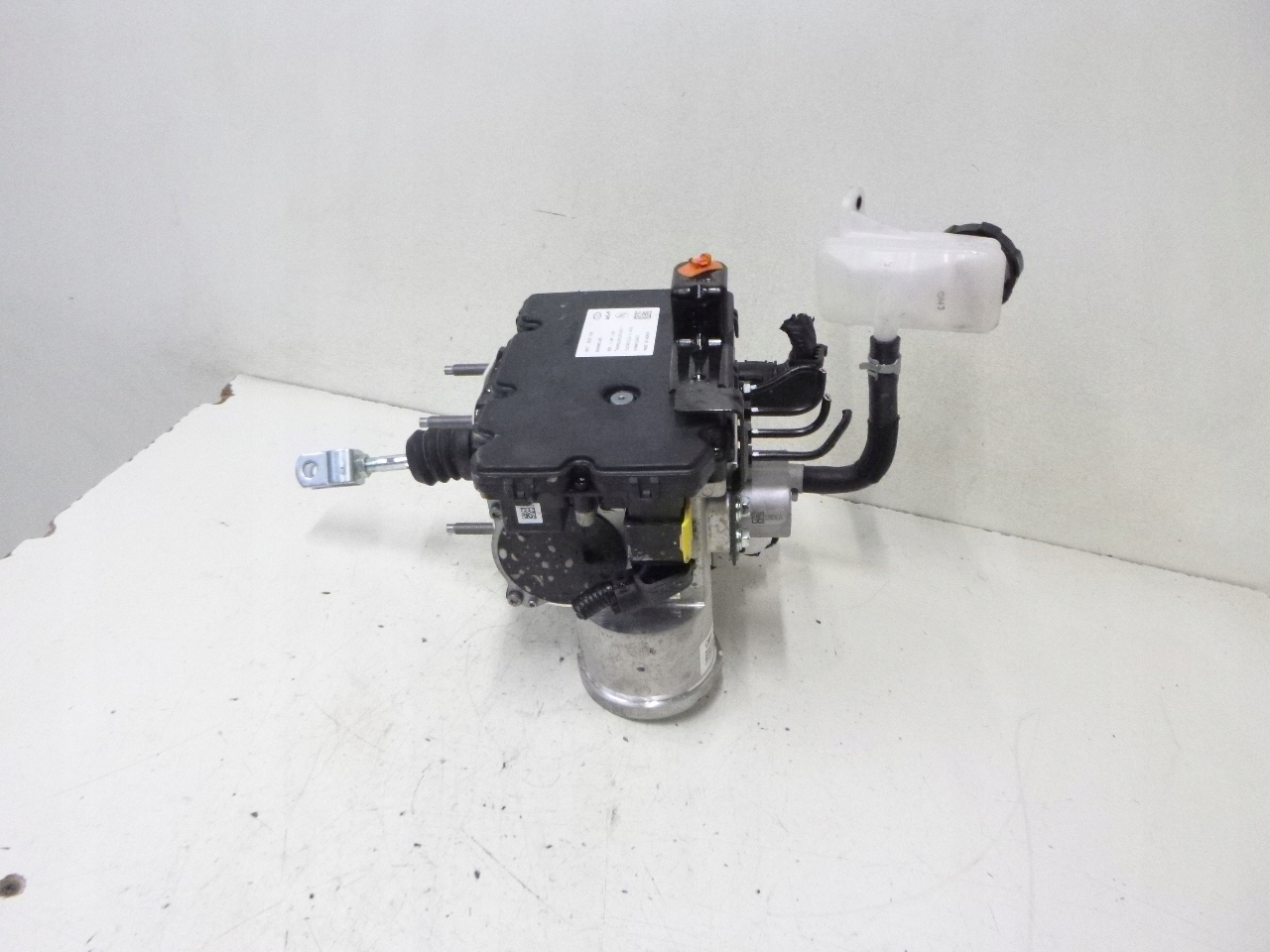 pump ABS brake KIA CEED III 1.6 PHEV 2021r. HYBRYDA