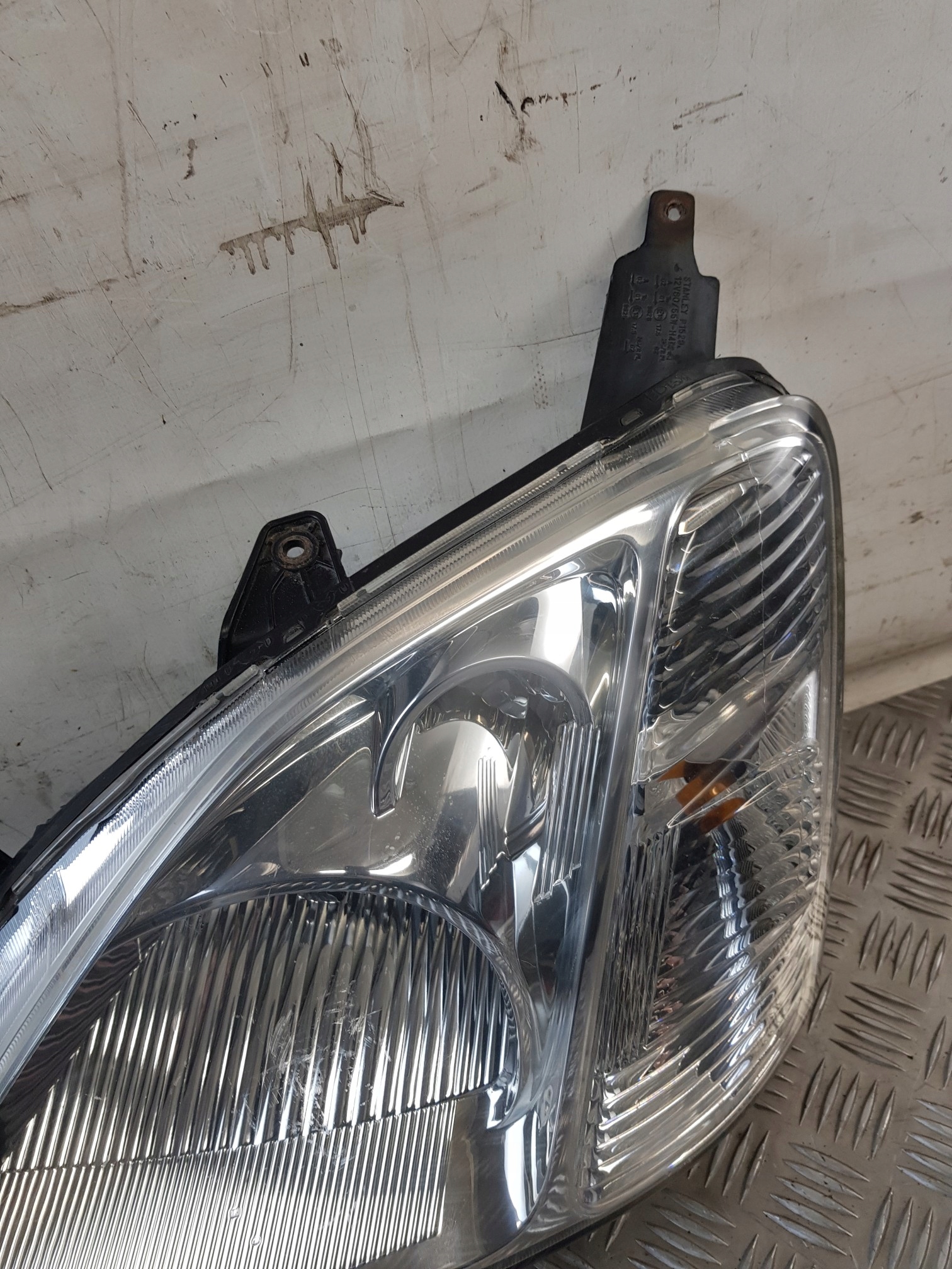 light left front P1529 HONDA CIVIC VII 01R- EUROPA