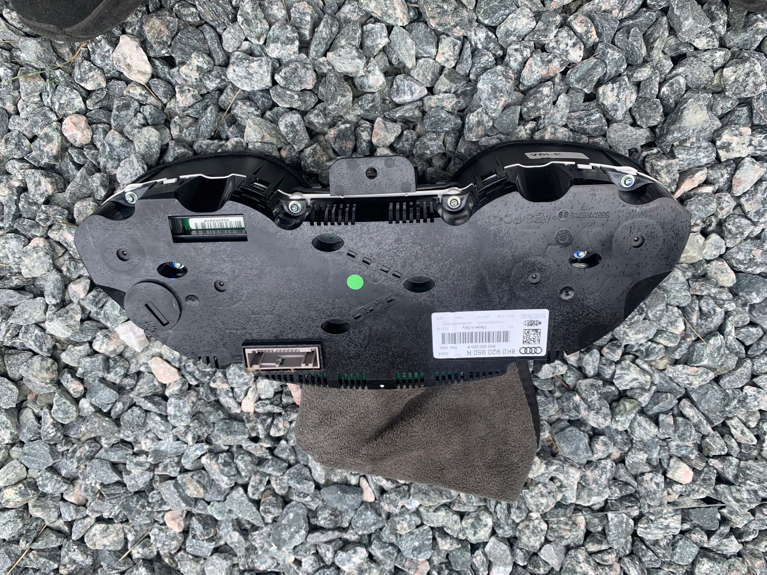 AUDI A4 B8 A5 8T dials clock 8K0920950R USA