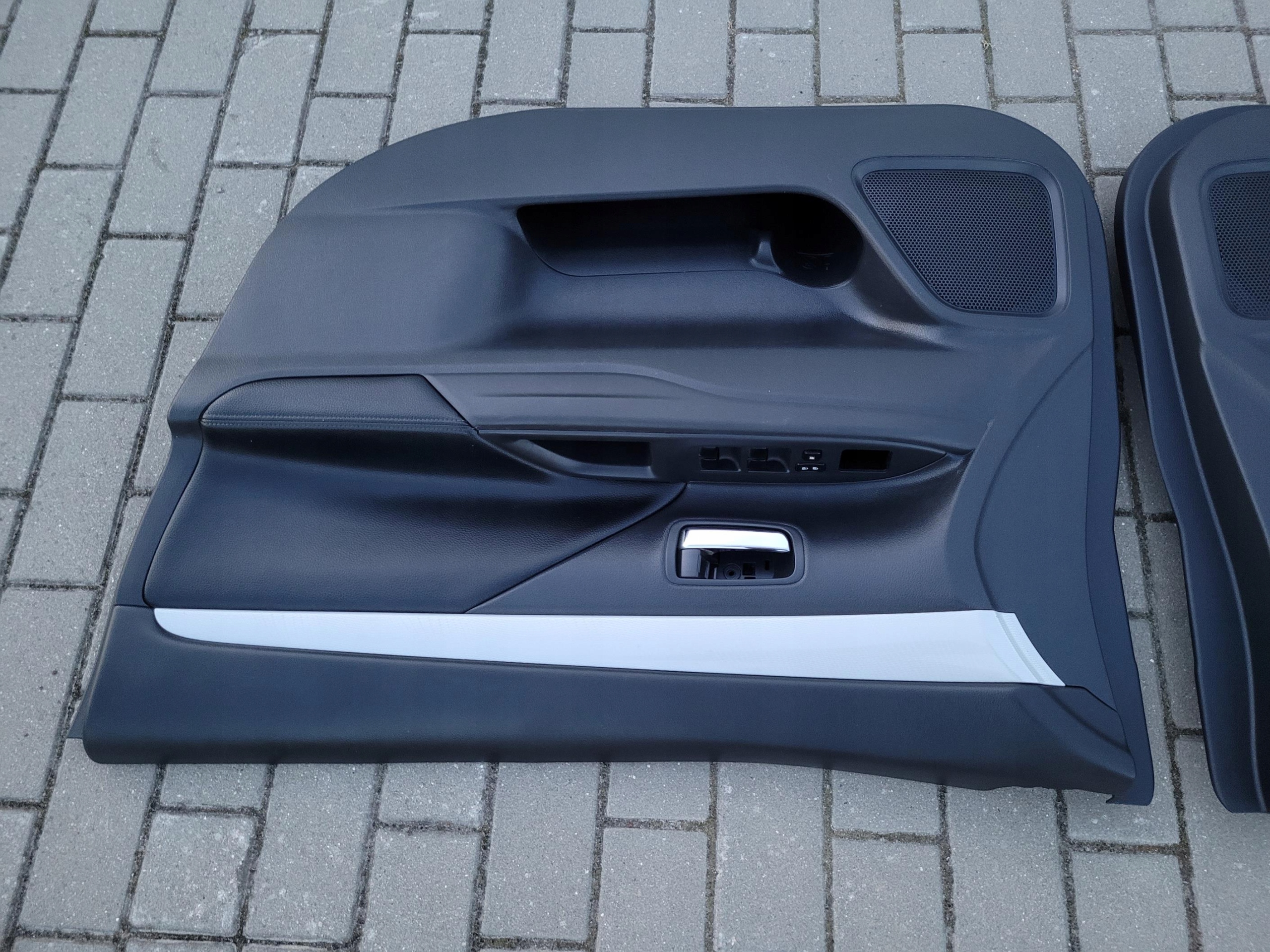 side door front front left MITSUBISHI OUTLANDER 3 III PHEV