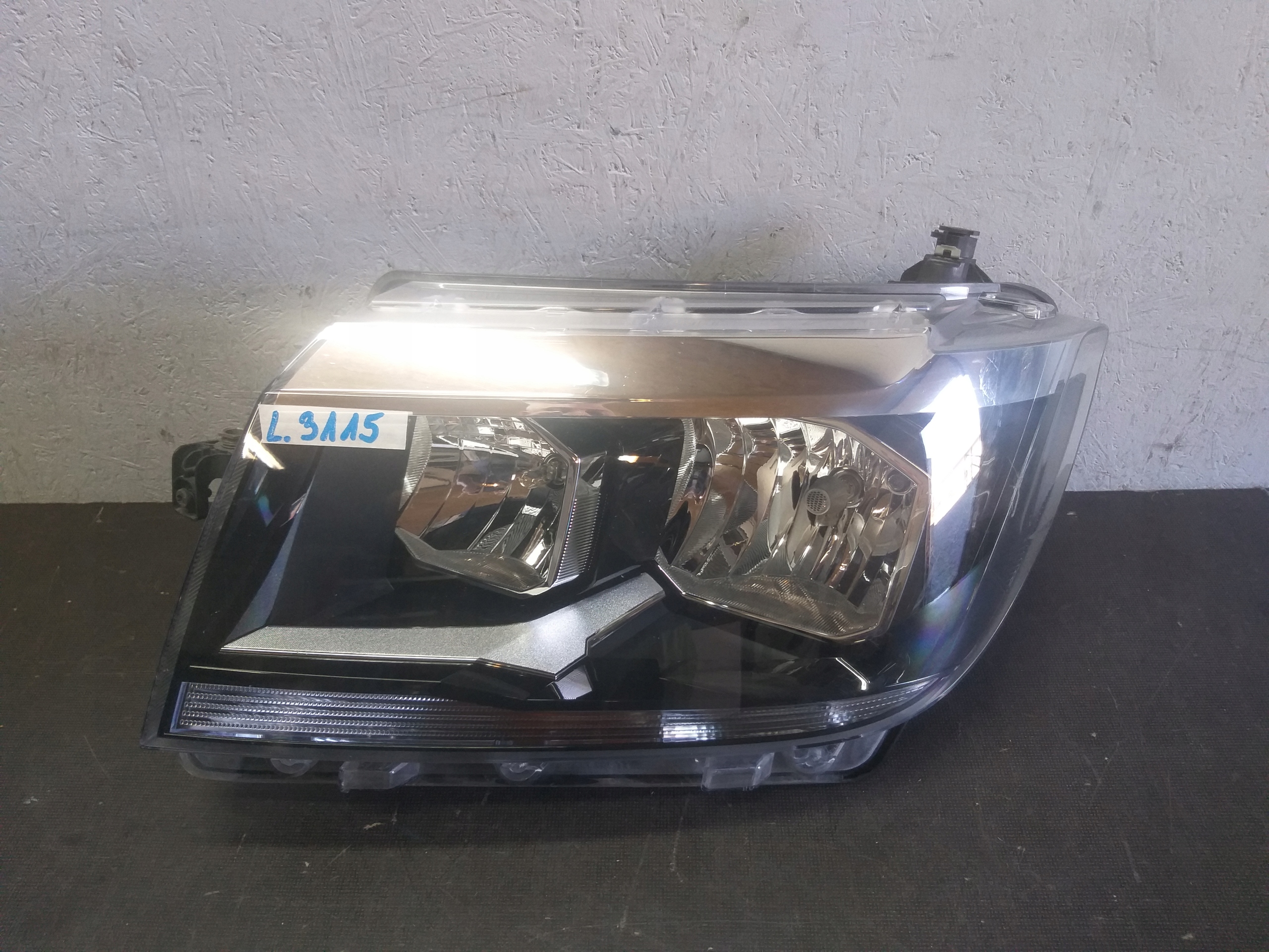 LIGHT FRONT LEFT VW CRAFTER 7C1941005