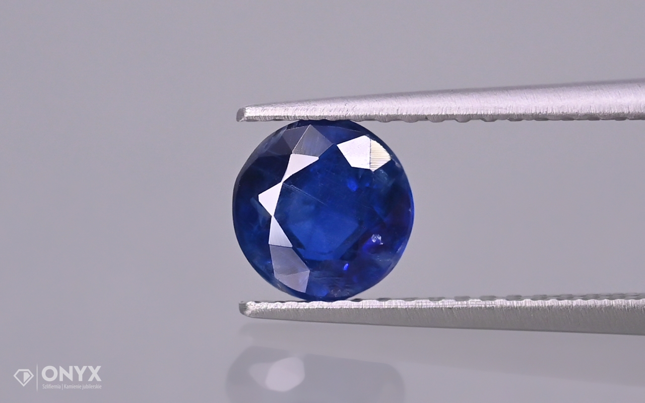 Kyanit fazetovaný kulatý fi 6 mm