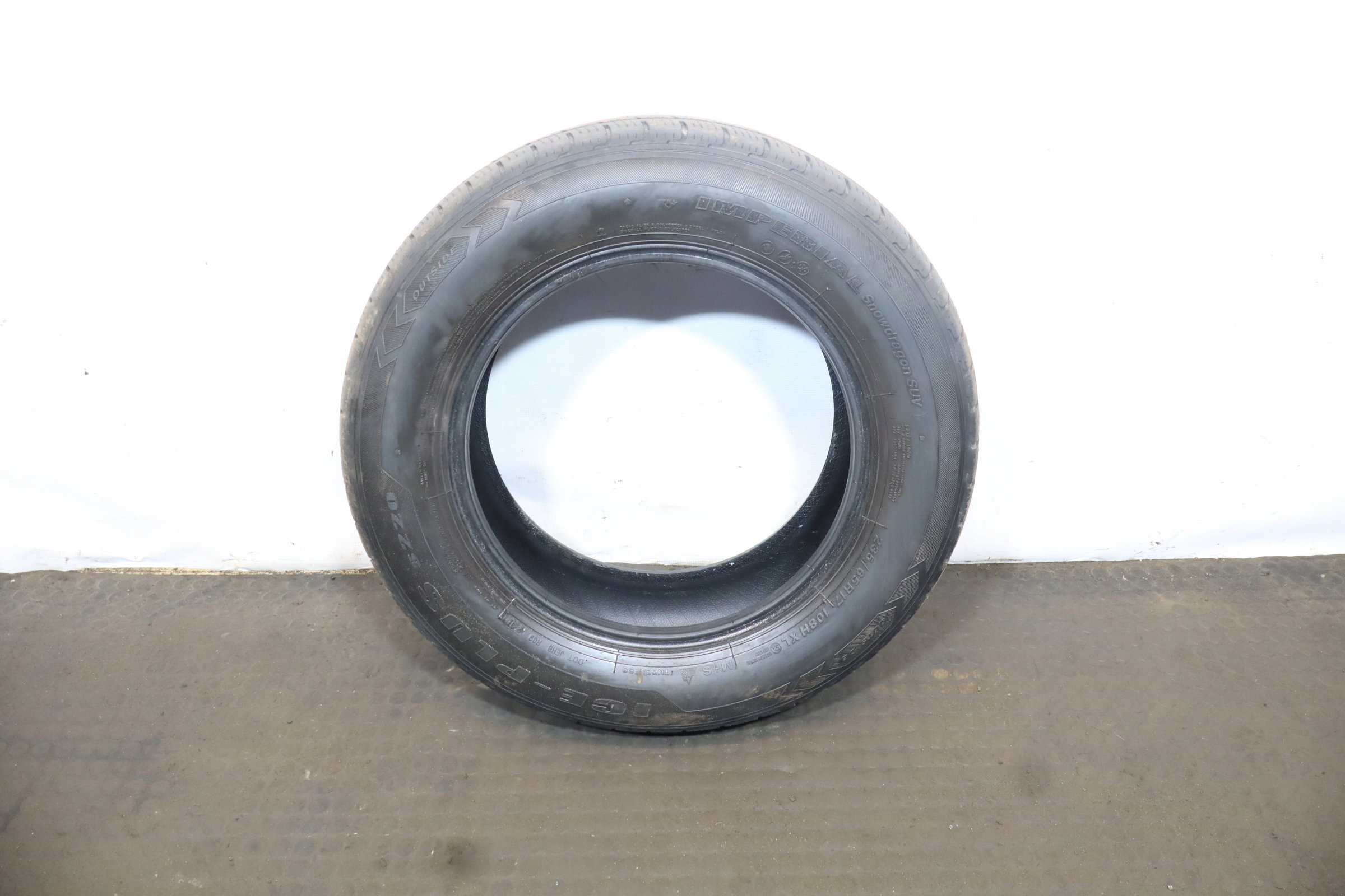 OPONA OPONY 4 SZT IMPERIAL 235/65/17 ZIMA 16R Model inny