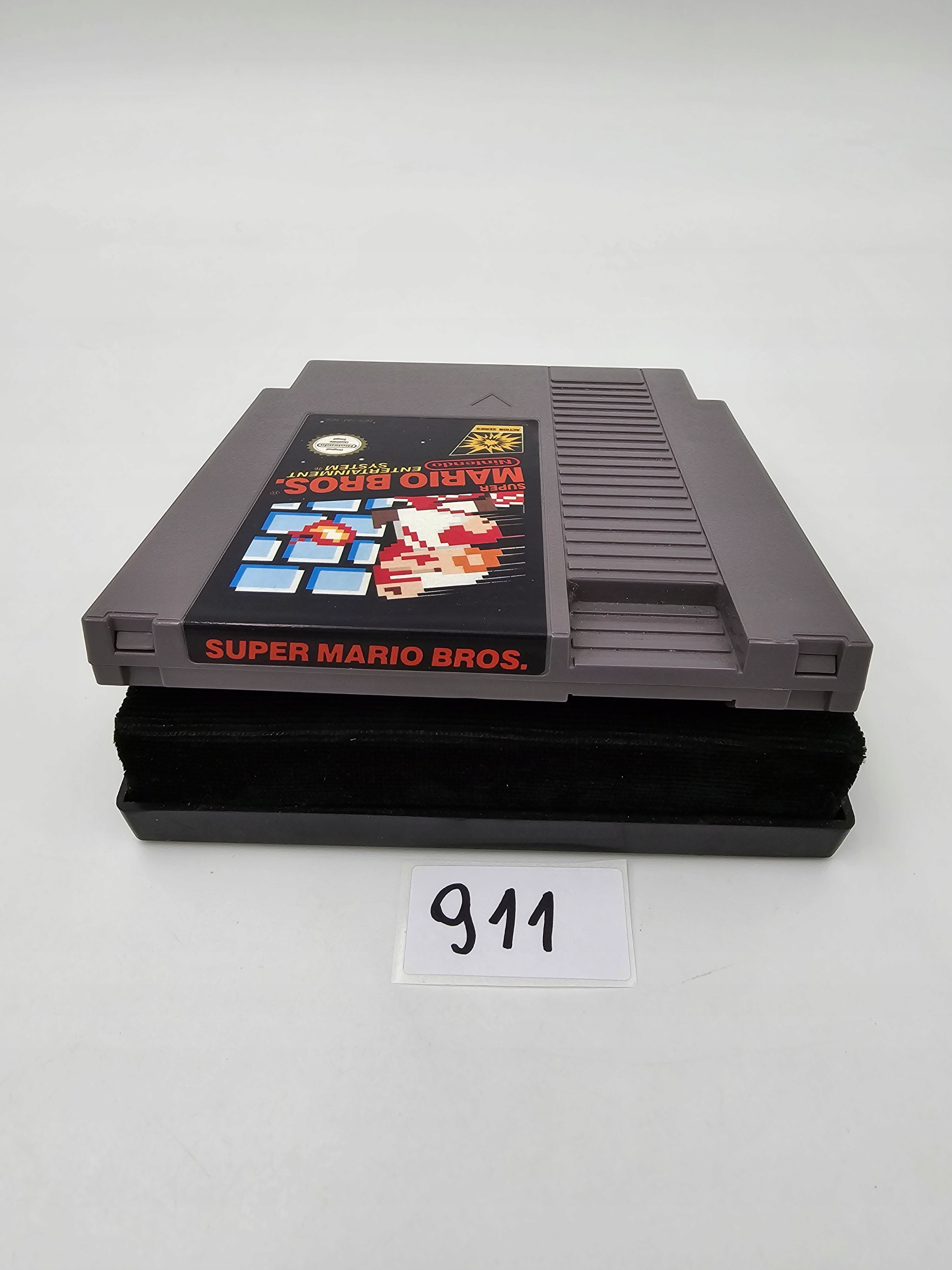 NINTENDO NES SUPER MARIO BROS Producent Nintendo