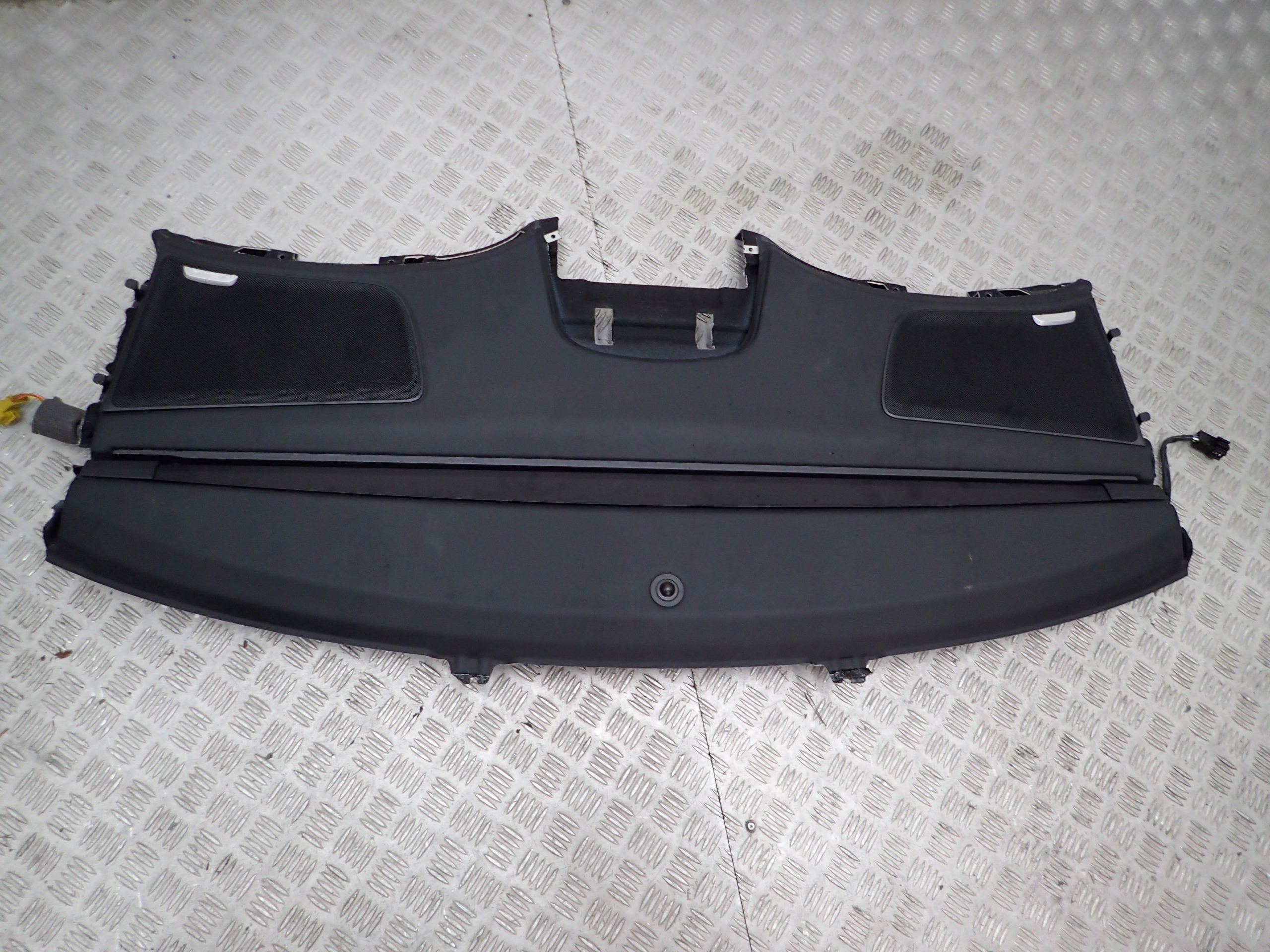 MERCEDES BENZ S W222 полка задняя задняя шторка