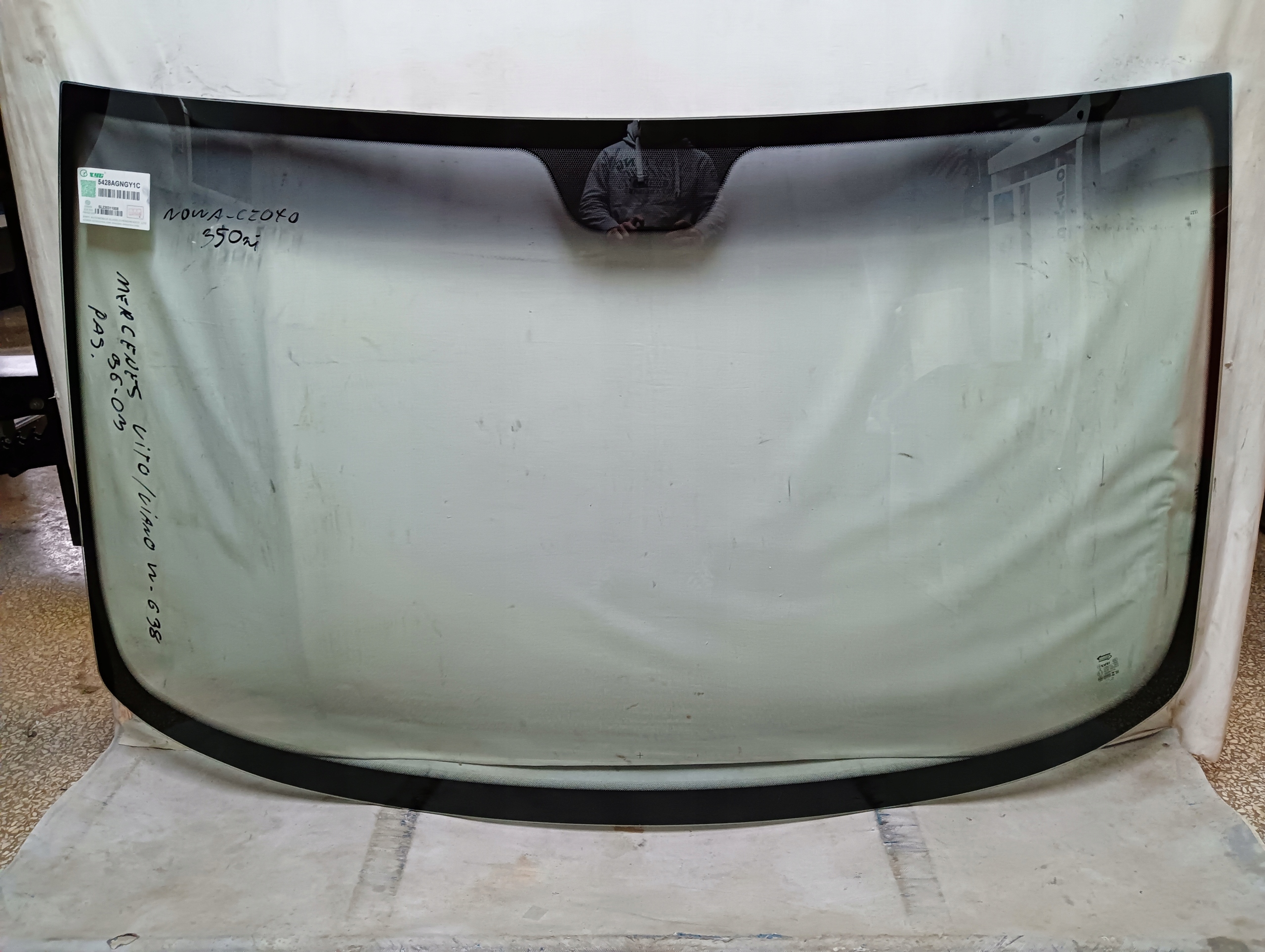 SZYBA PRZEDNIA MERCEDES VITO/ VIANO W638 (1996-2003) PAS