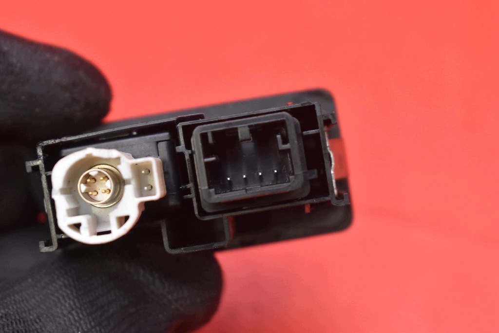 adapter PORT USB AUX 5G0035222C VW GOLF 7 VII 12-17