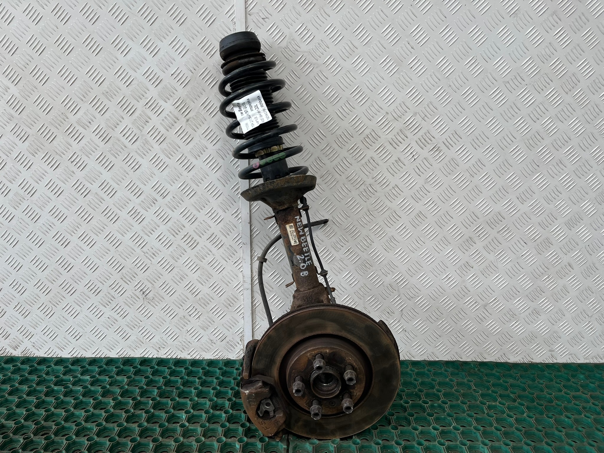 VW NEW BEETLE 1997-2010 1C0 2.0 B swing MCPERSON left front original
