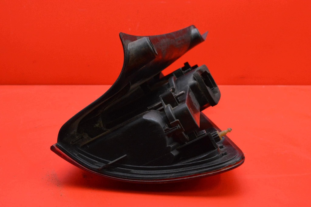 light left rear part rear 8200027153 RENAULT ESPACE 4 IV 02-06