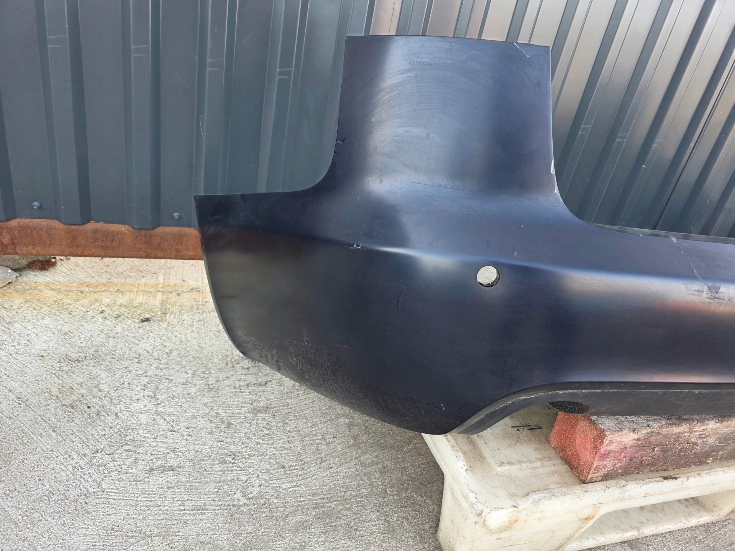 bumper rear part AUDI A6 C6 LZ5D AVANT / KOMBI PDC towing 2004-2008