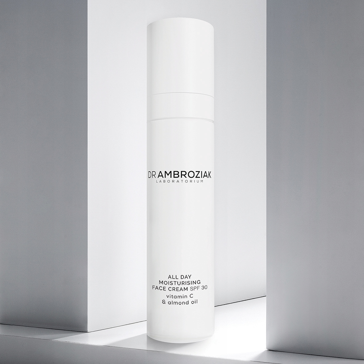 Laboratorium dr Ambroziak All Day Moisturising Cream Krem nawilżający SPF30