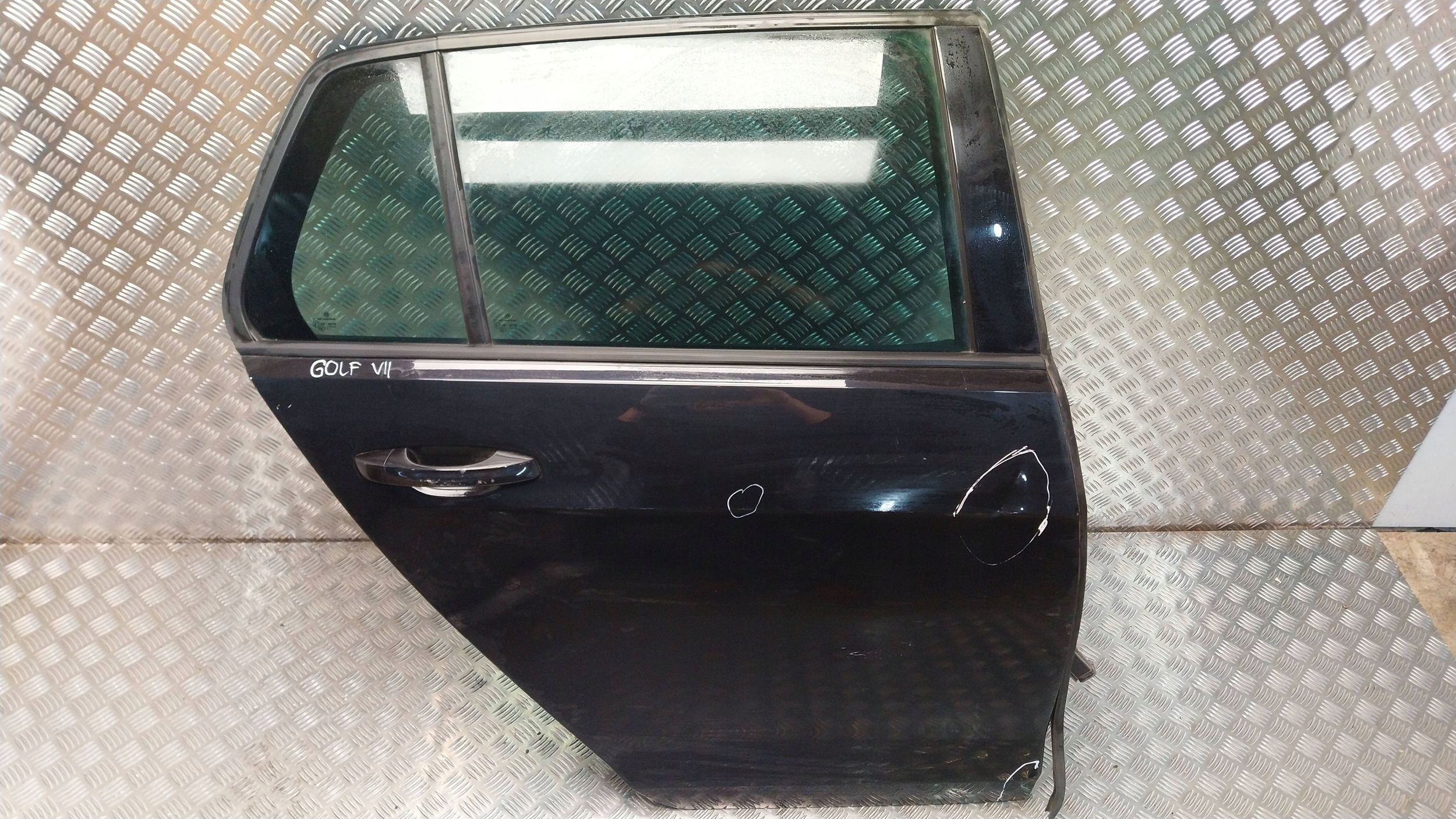 dveře záď pravé VW GOLF VII HATCHBACK 12