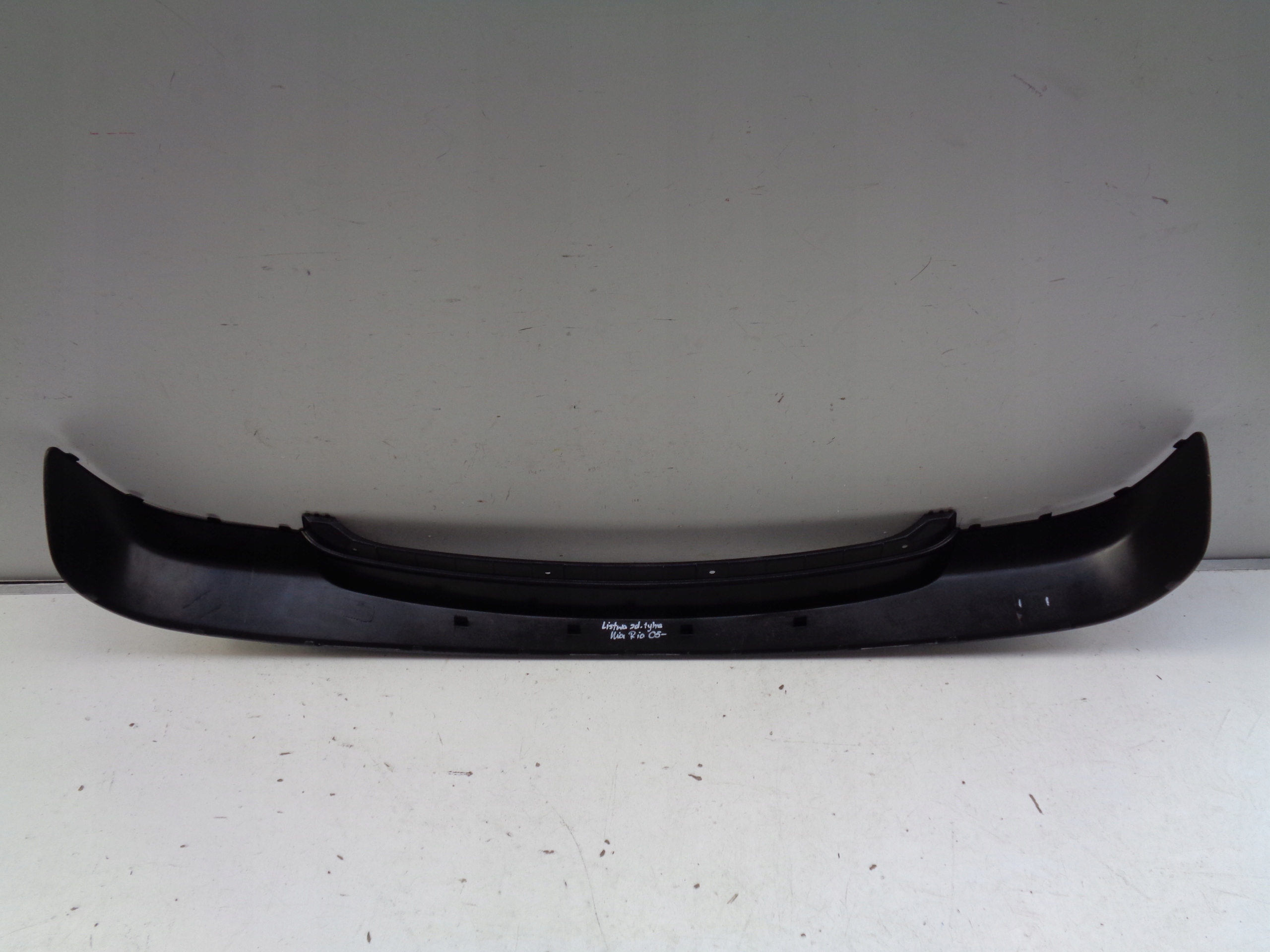 ACCESSORI MODANATURA PARAURTI POSTERIORE KIA RIO 05