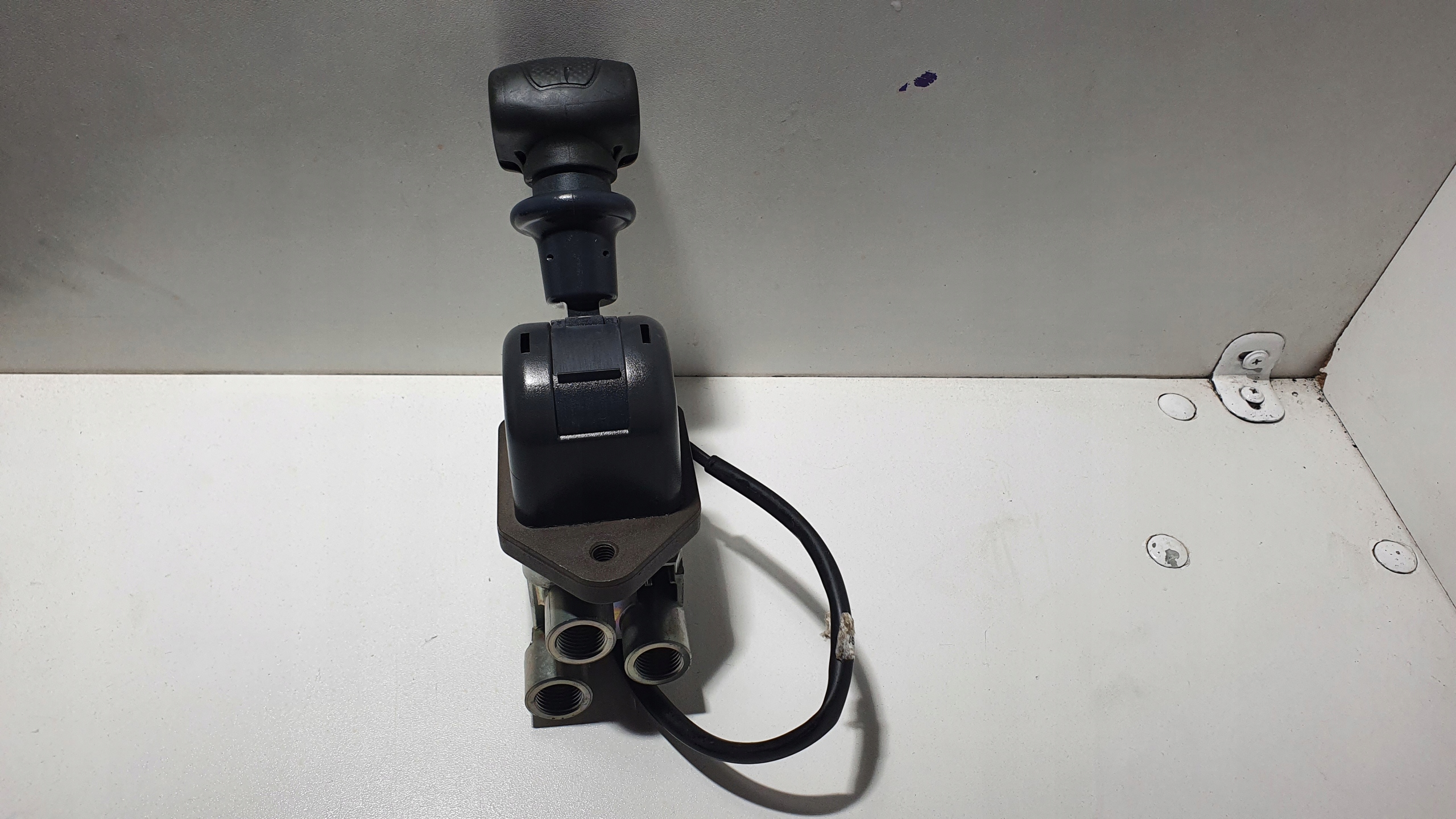 Рычаг Тормоза Iveco Eurocargo 757504