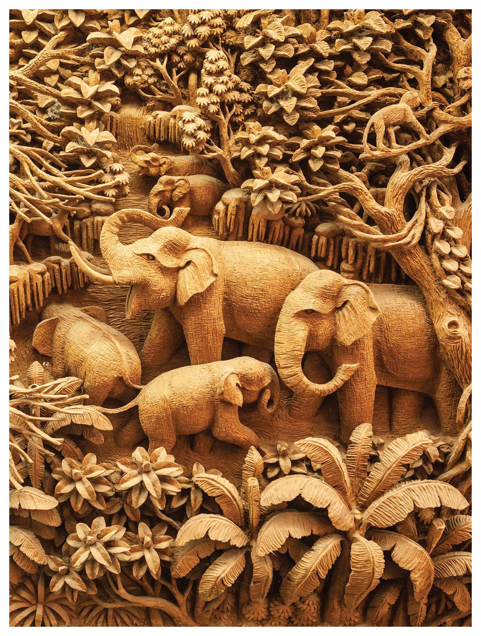 Fototapeta Sloni a jeleni dřevěná socha v džungli 206x275 lepidlo