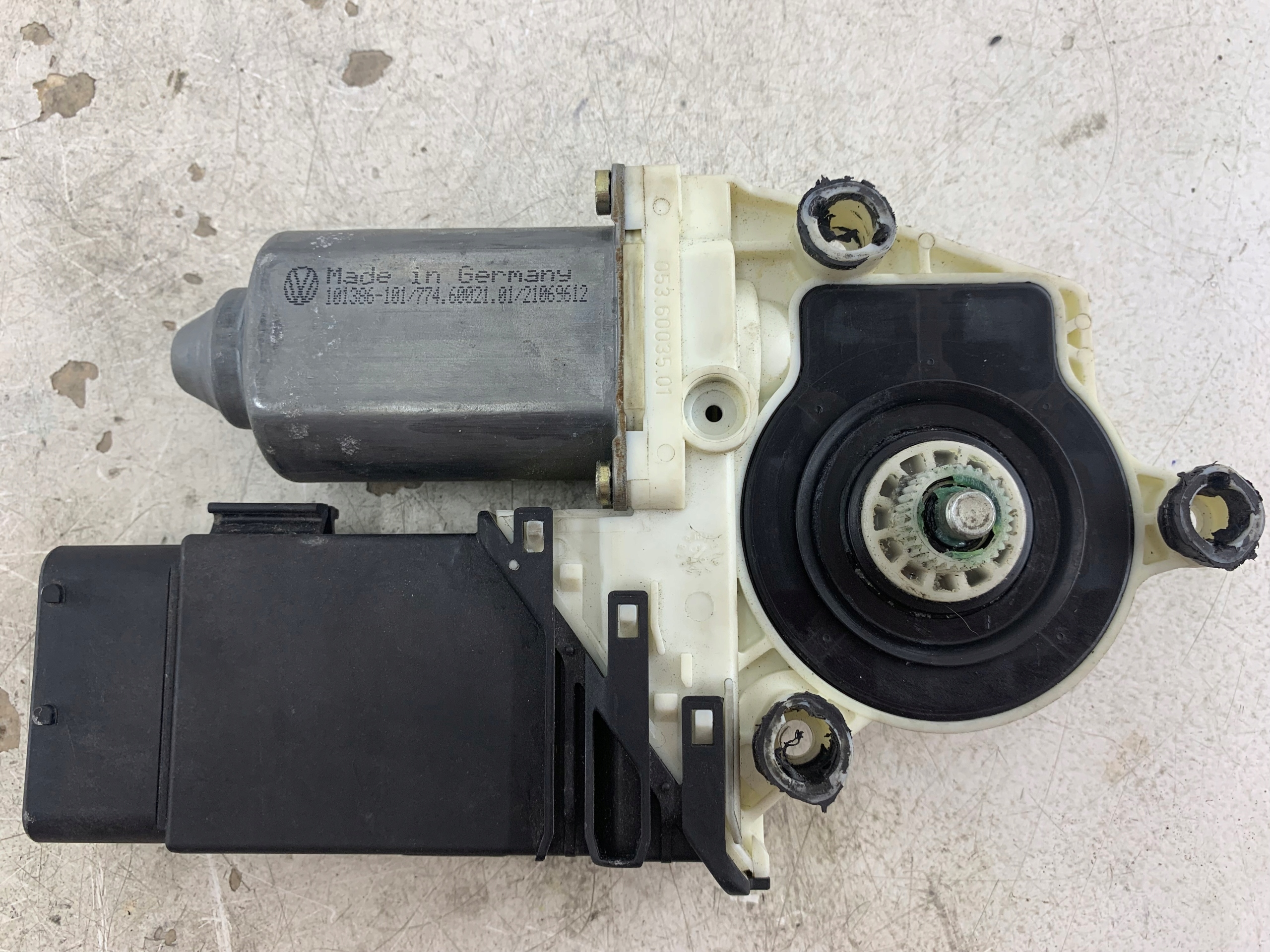 VW GOLF IV LEON and mini motor windows right front 101386-101