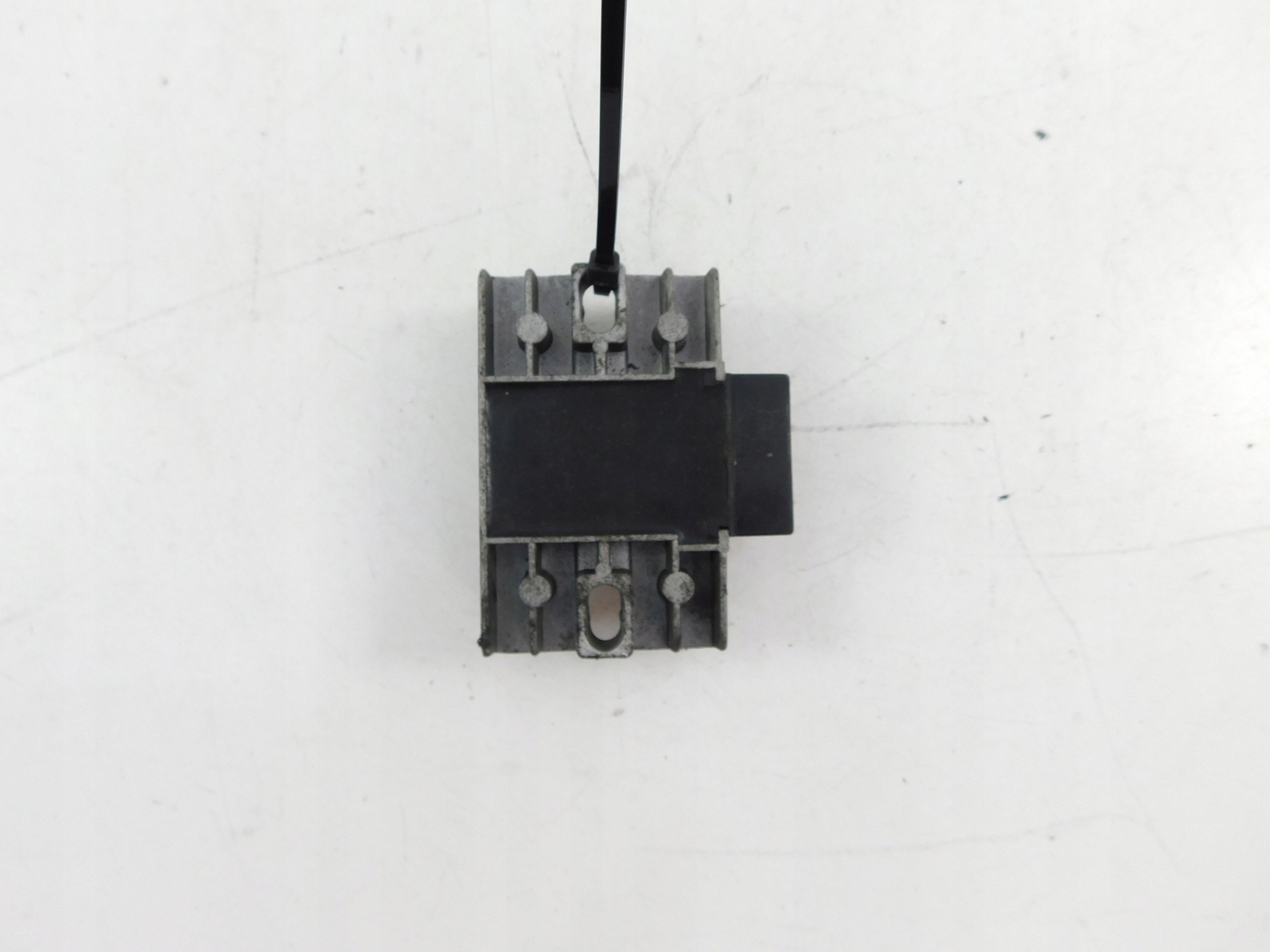 HYOSUNG KARION RT 125 REGULATOR NAPIĘCIA