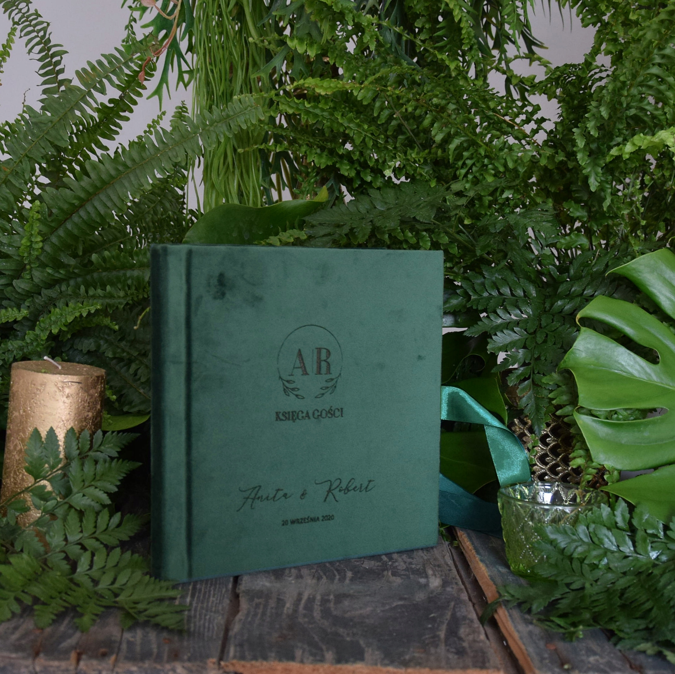 Księga Gości welurowa butelkowa zieleń, tłoczona Kod producenta 123456789