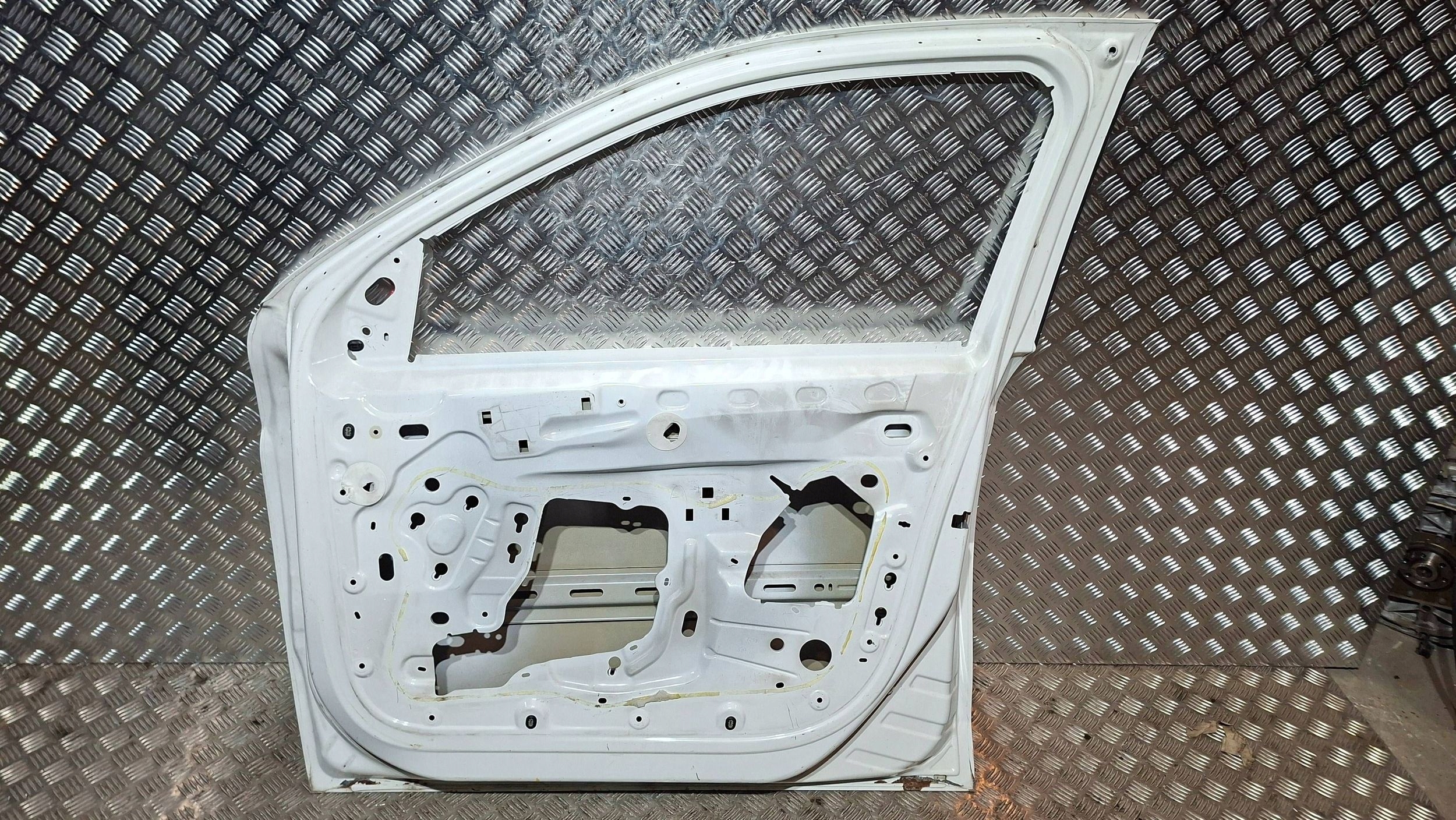 door right front CITROEN C-ELYSEE PEUGEOT 301 2012