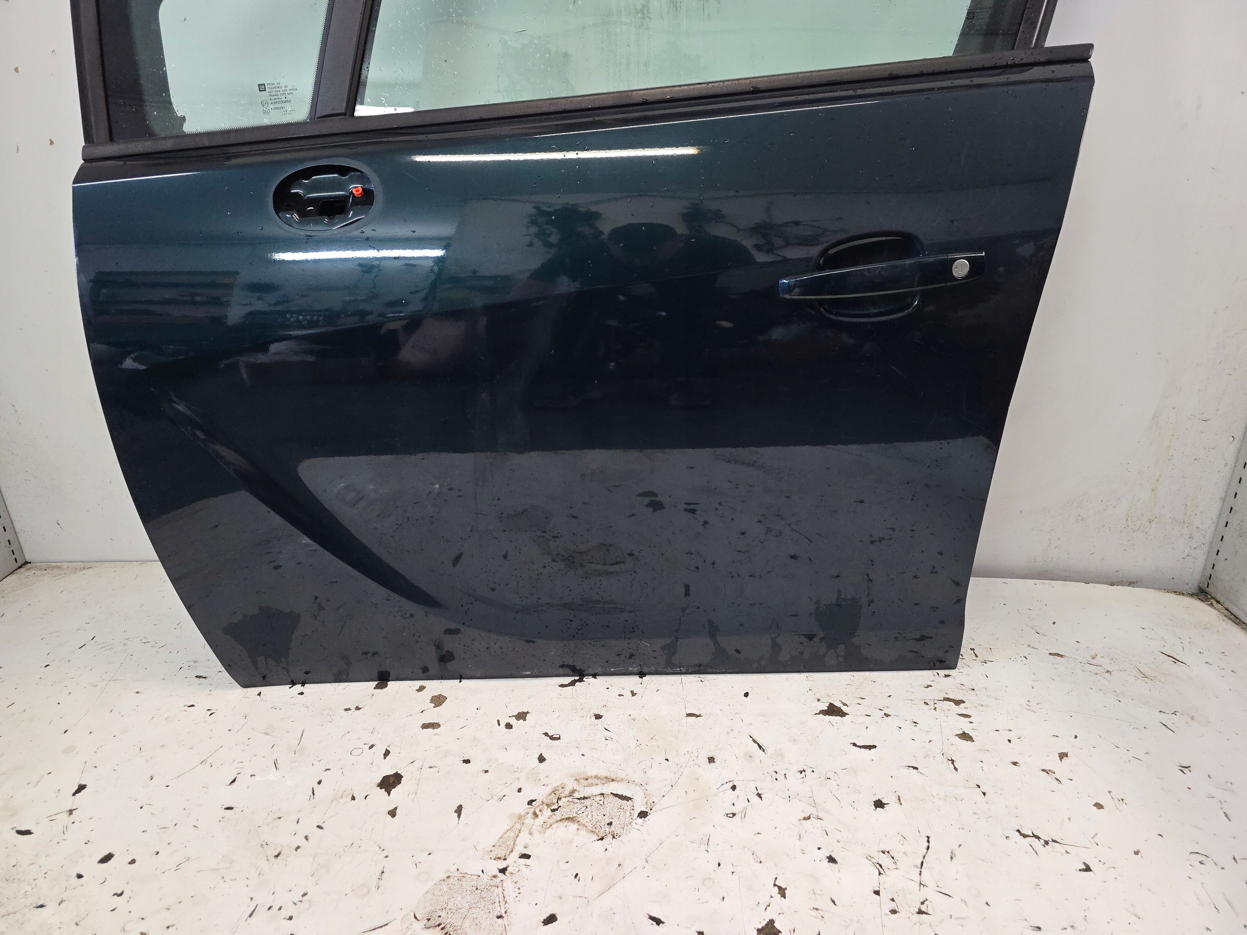 OPEL MERIVA B II door left front left front Z30V green EUROPA