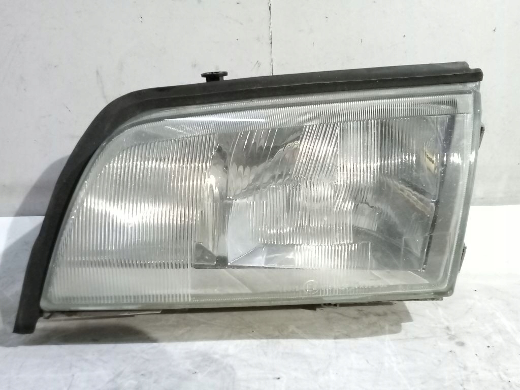 Mercedes C klasa W202 light left front front