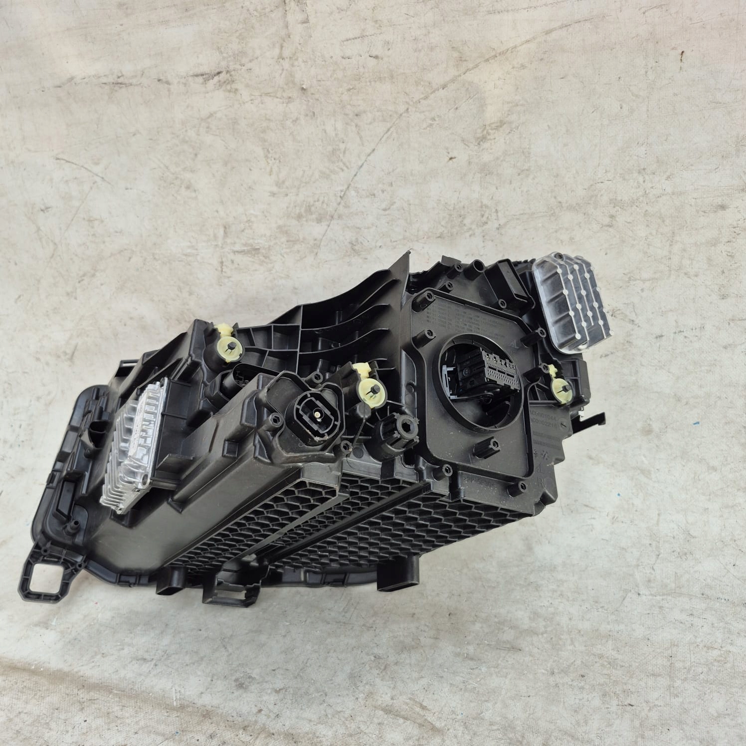 VW TAYRON 57N 24- light right front front FULL LED 57L941060