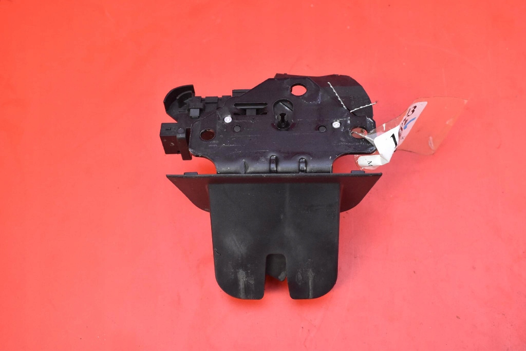 lock bonnet rear part boot 4L0827520 AUDI Q7 4L 05-09