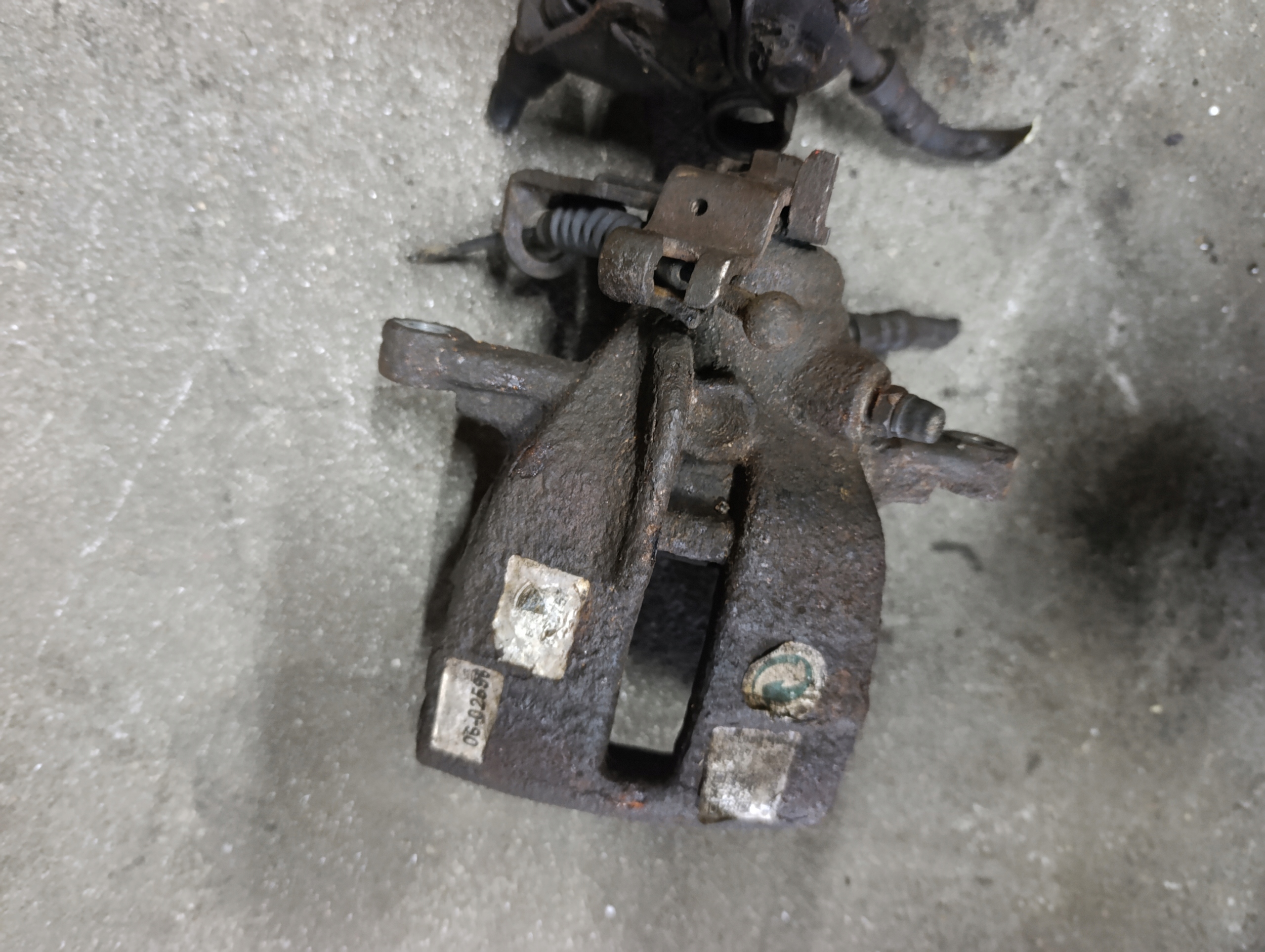 calipers brake rear part VW T5 T6 komplet left/ right