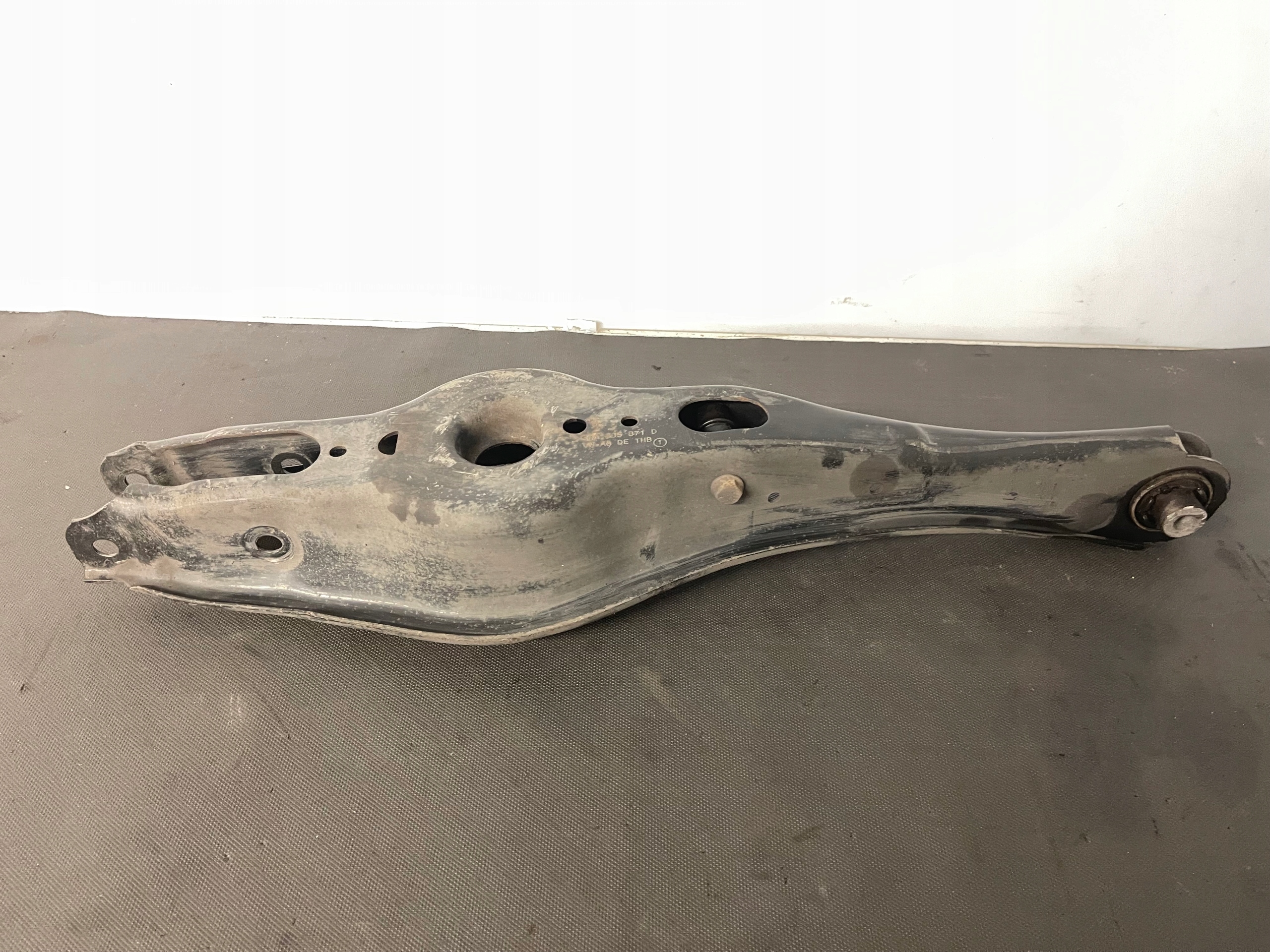 SKODA OCTAVIA 3 III KOMBI querlenker links heck 5QA505371D