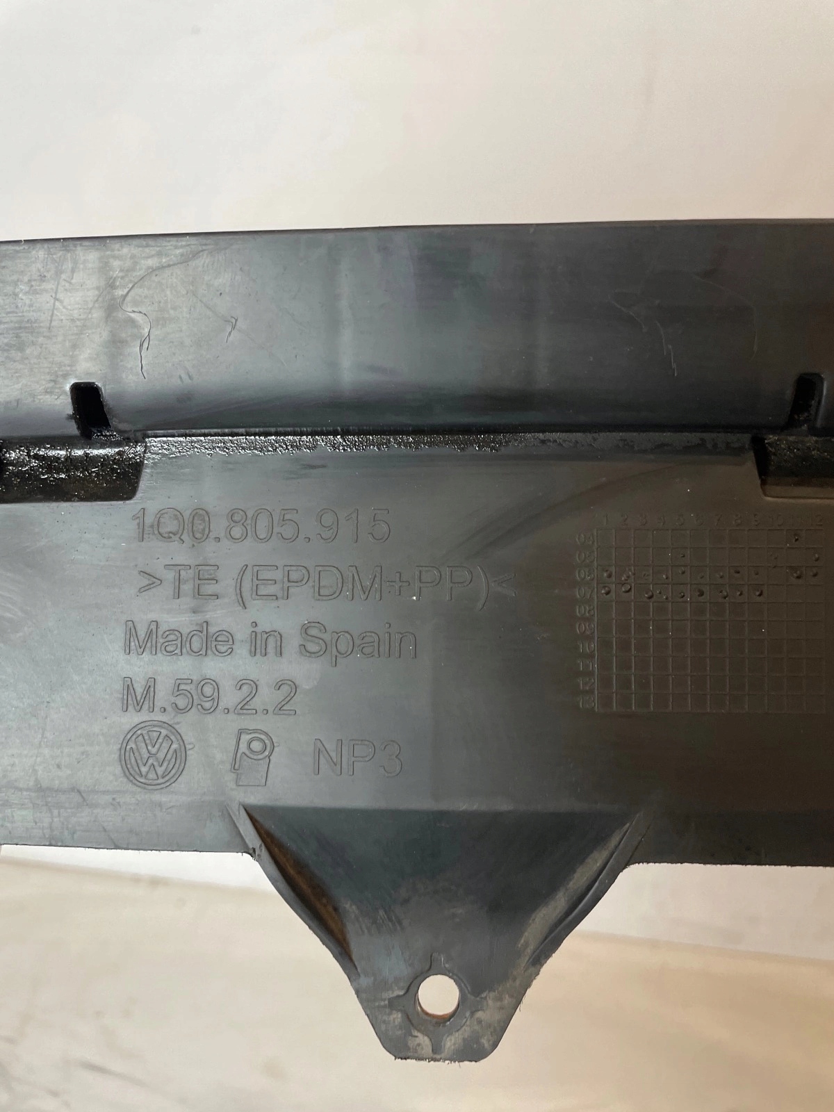 Spoiler doplněk dolní nárazníku předek Volkswagen EOS