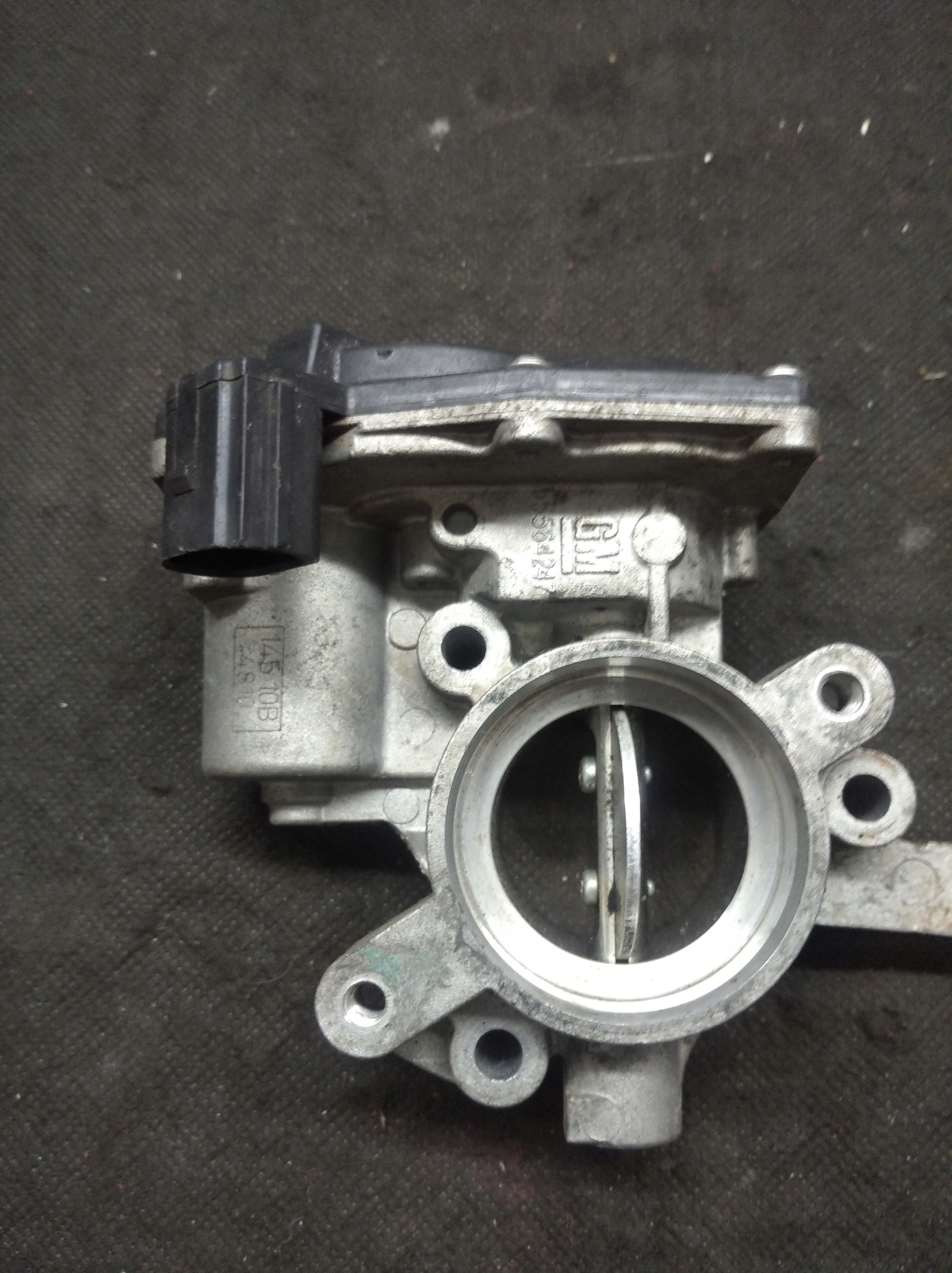opel oe 55564247 ДРОССЕЛЬНАЯ ЗАСЛОНКА