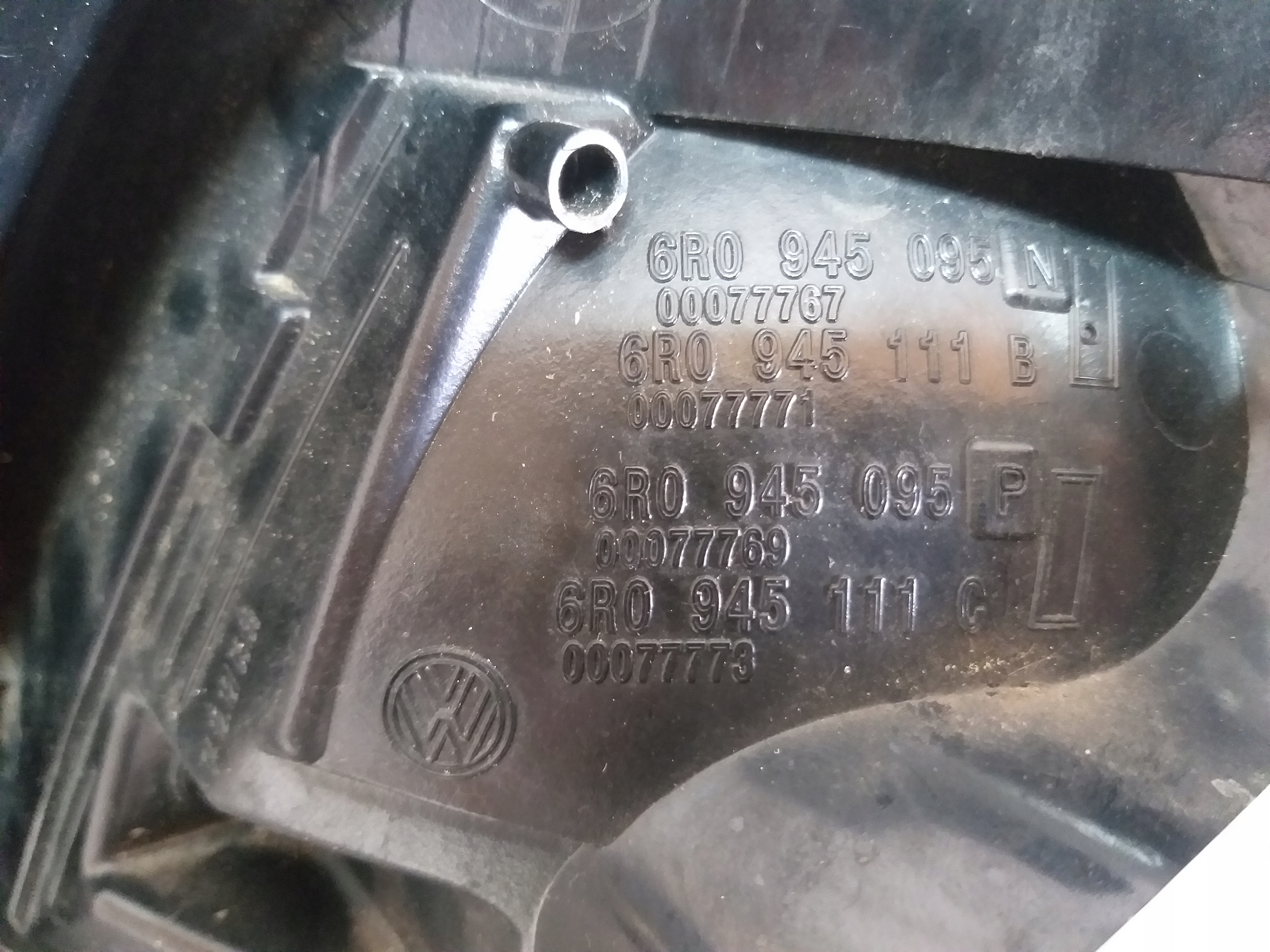LIGHT REAR PART LEFT VW POLO 08-14 6R0945111B
