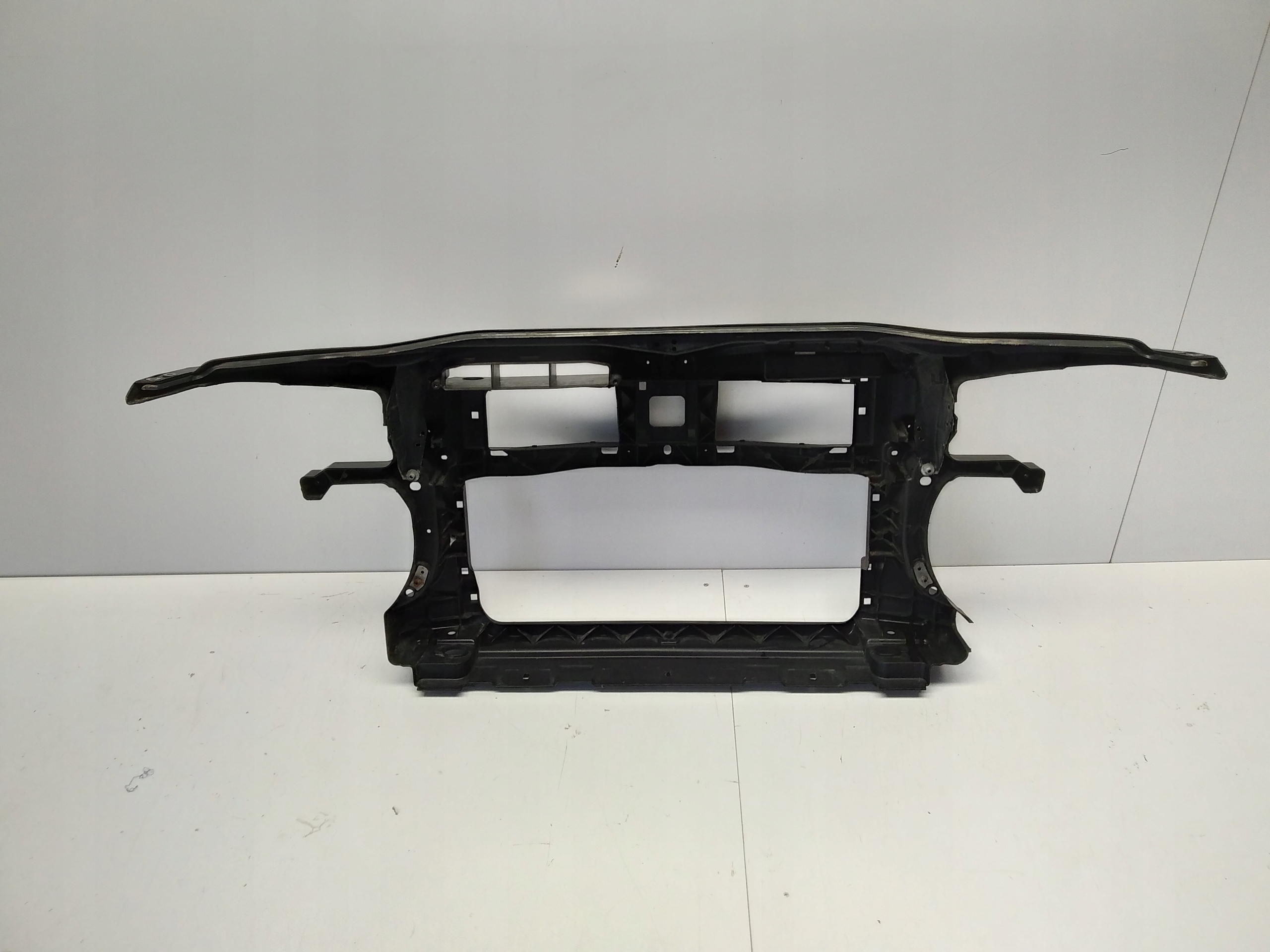 2008-2012r Vw Passat CC pillar iron front body wall 3C8805588C