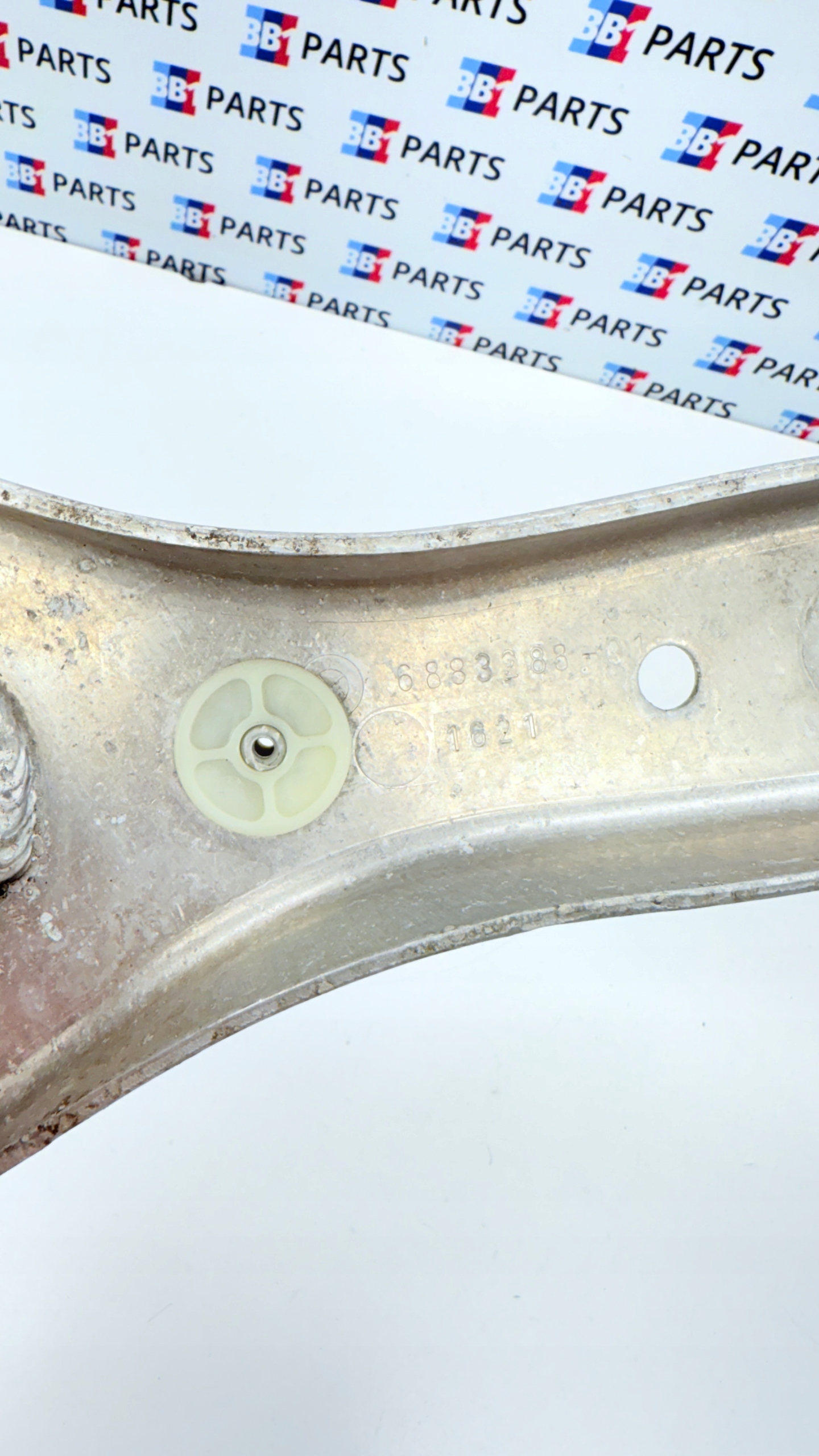 BMW G20 console REAKCYJNY springing right rear part 6883288
