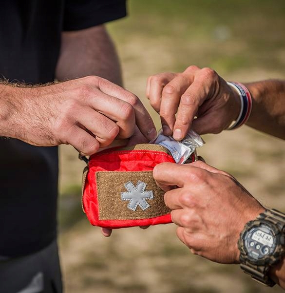 APTECZKA TURYSTYCZNA WOJSKOWA HELIKON MINI MED KIT NYLON ADAPTIVE GREEN Wyrób medyczny nie