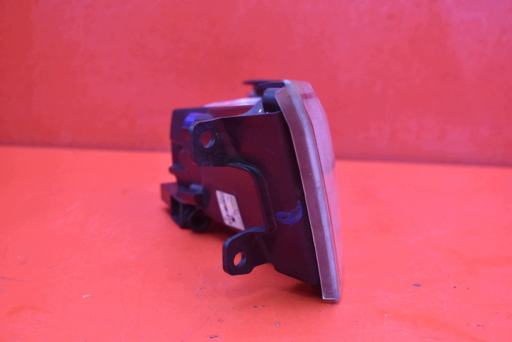 fog light right front front 6V0941700 SKODA FABIA 3 III NJ 14-18