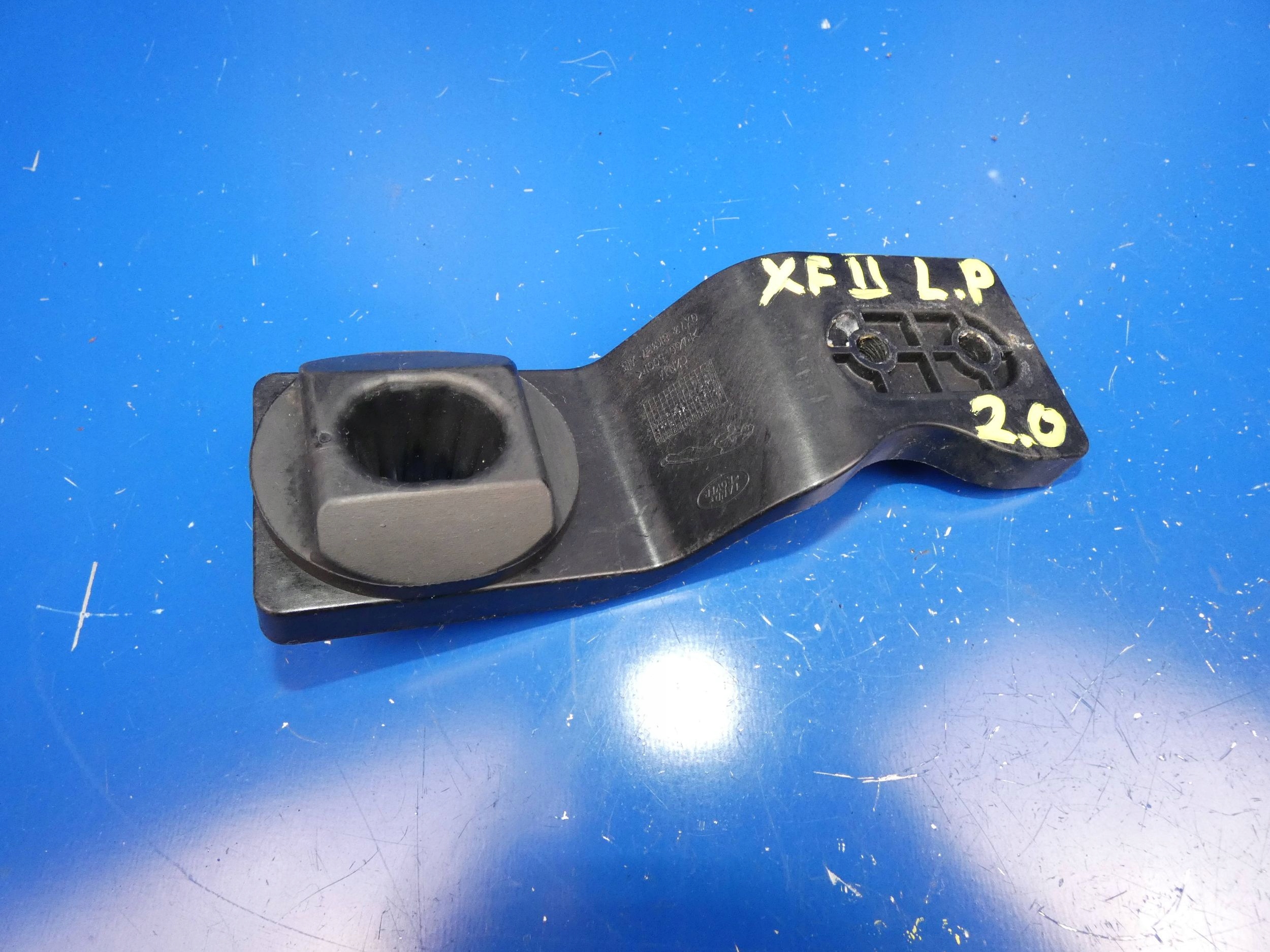 JAGUAR XF II X260 XE X760 holder bracket radiator left front