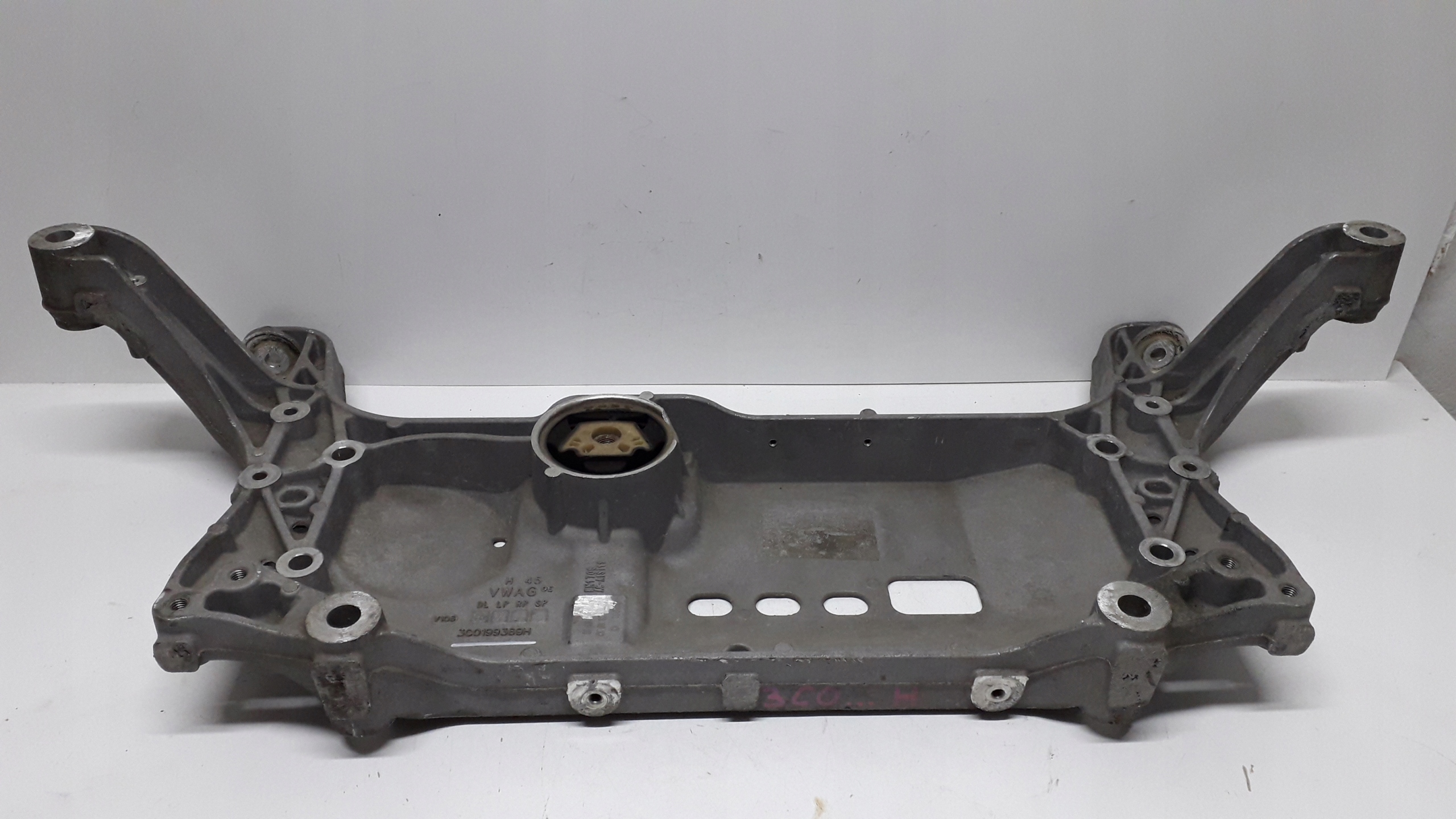 VW PASSAT TIGUAN Q3 WÓZEK BELKA SILNIKA 3C0199369H