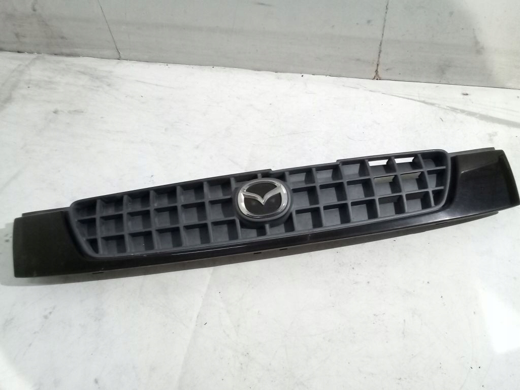 Mazda Demio e Griglia GRIGLIA