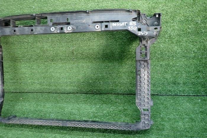 VW PASSAT B9 3J0 support panel for radiators front