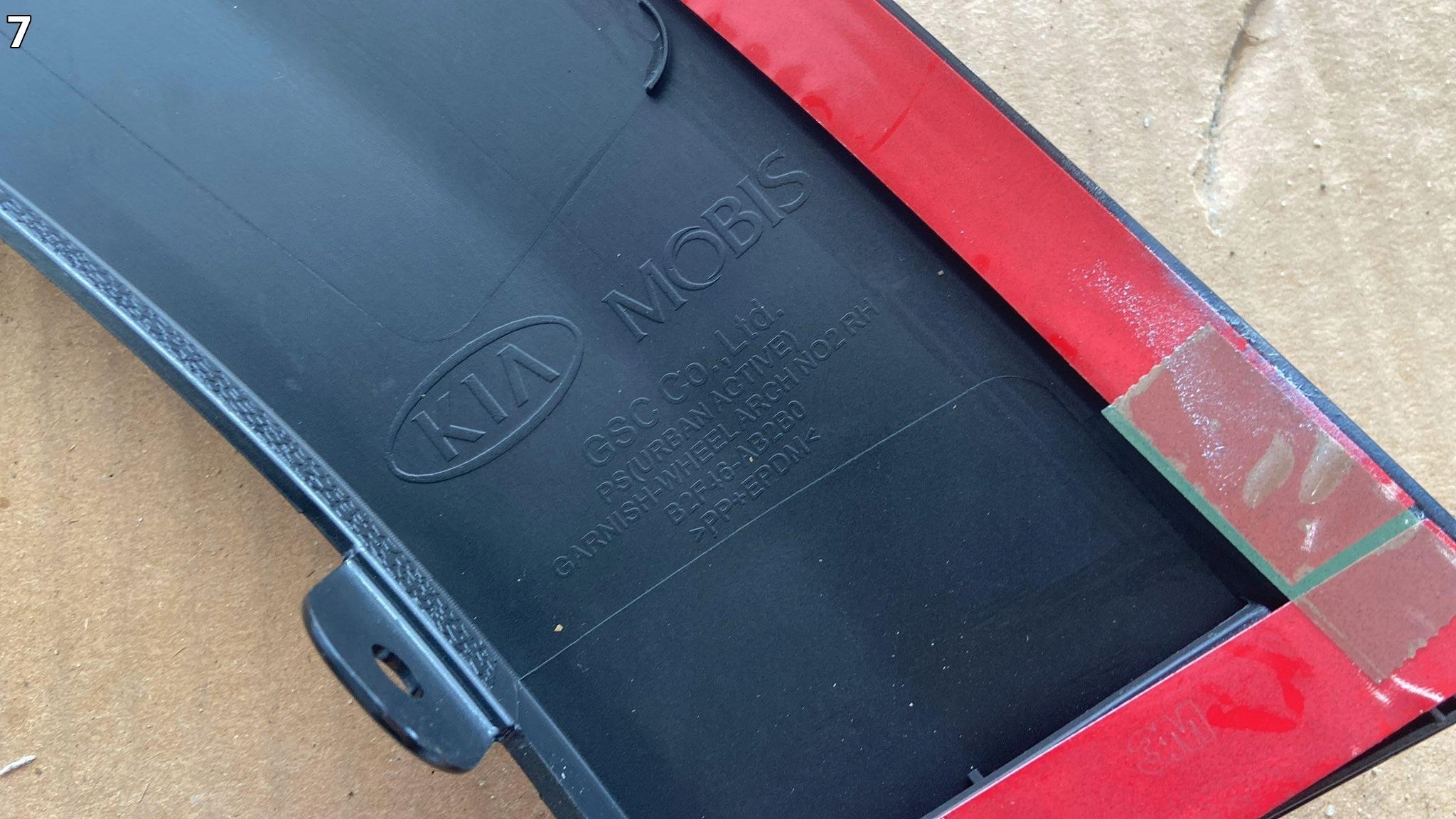 KIA SOUL II 2 13-19 moulding cap for fender right front B2F46-AB2B0