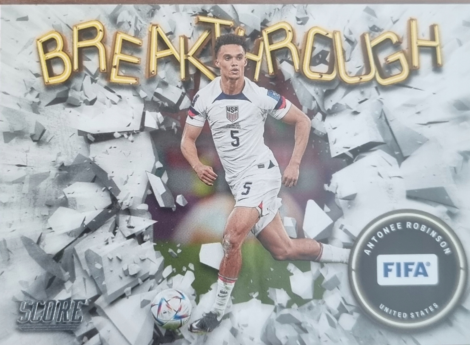 Score 2023 Panini -breakthbough Antonee Robinson