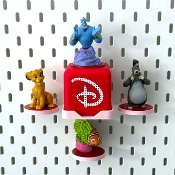 Zestaw uchwyt na głośnik i figurki Audiobajki do tablicy Ikea różowy