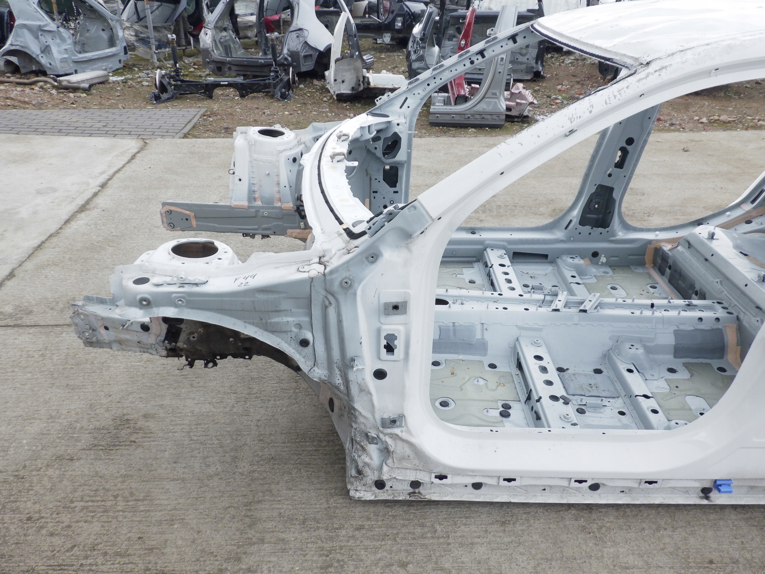 BMW 2 F44 2022 PRÓG LEWY ĆWIARTKA SŁUPEK A B Numer katalogowy części PRÓG