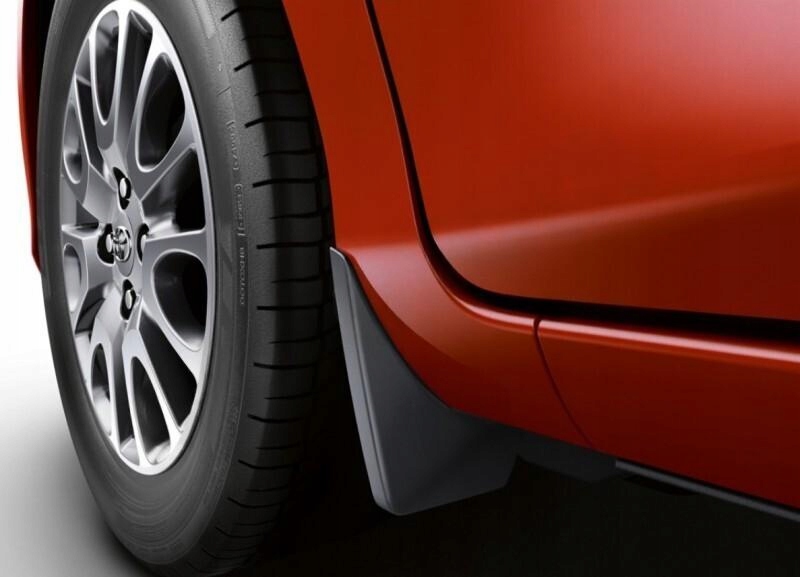 Toyota Yaris Chlapci originál predná časť PW389-0D010 Oe