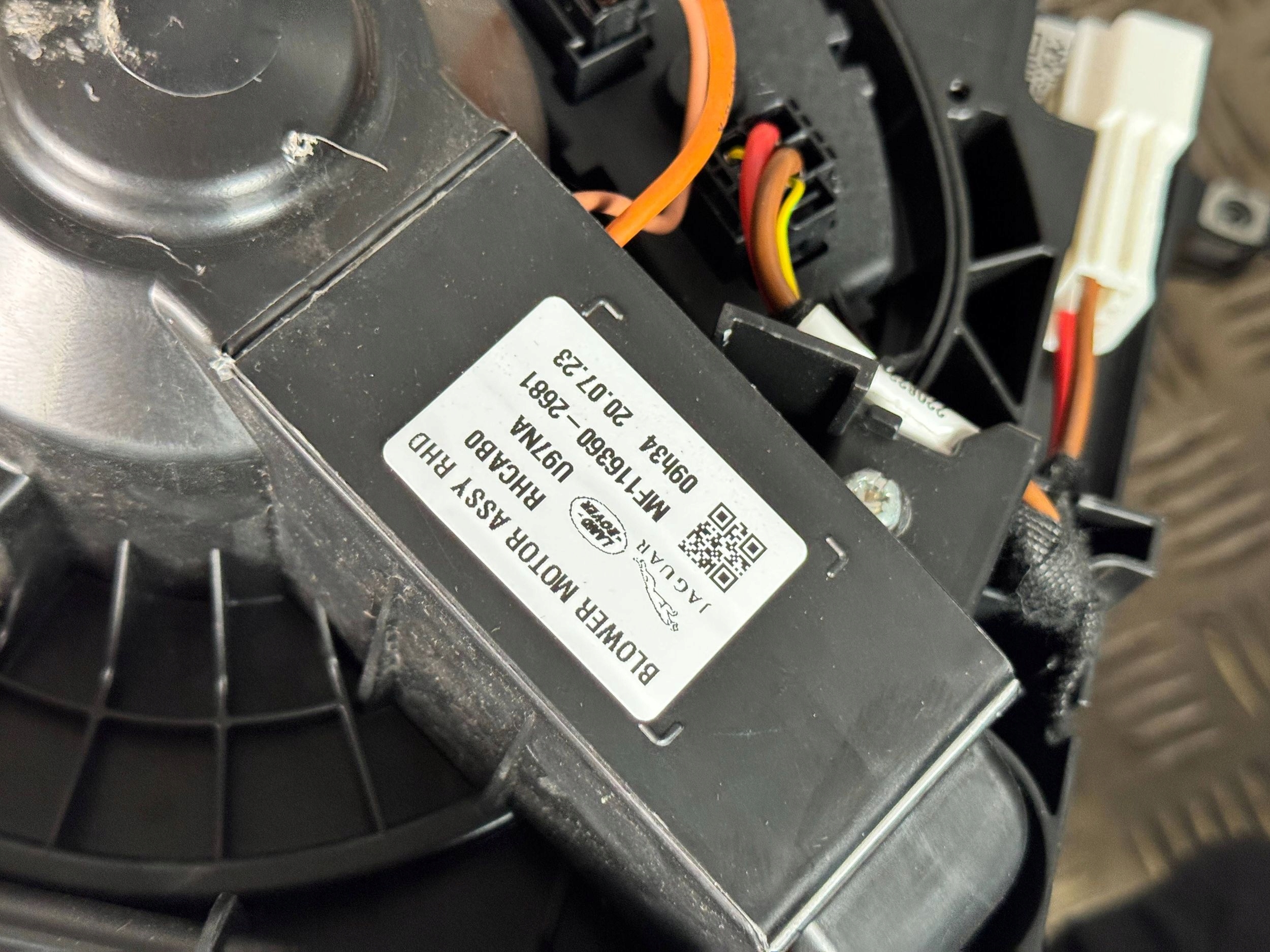 Группа нагреватель jaguar MK8319E963AA
