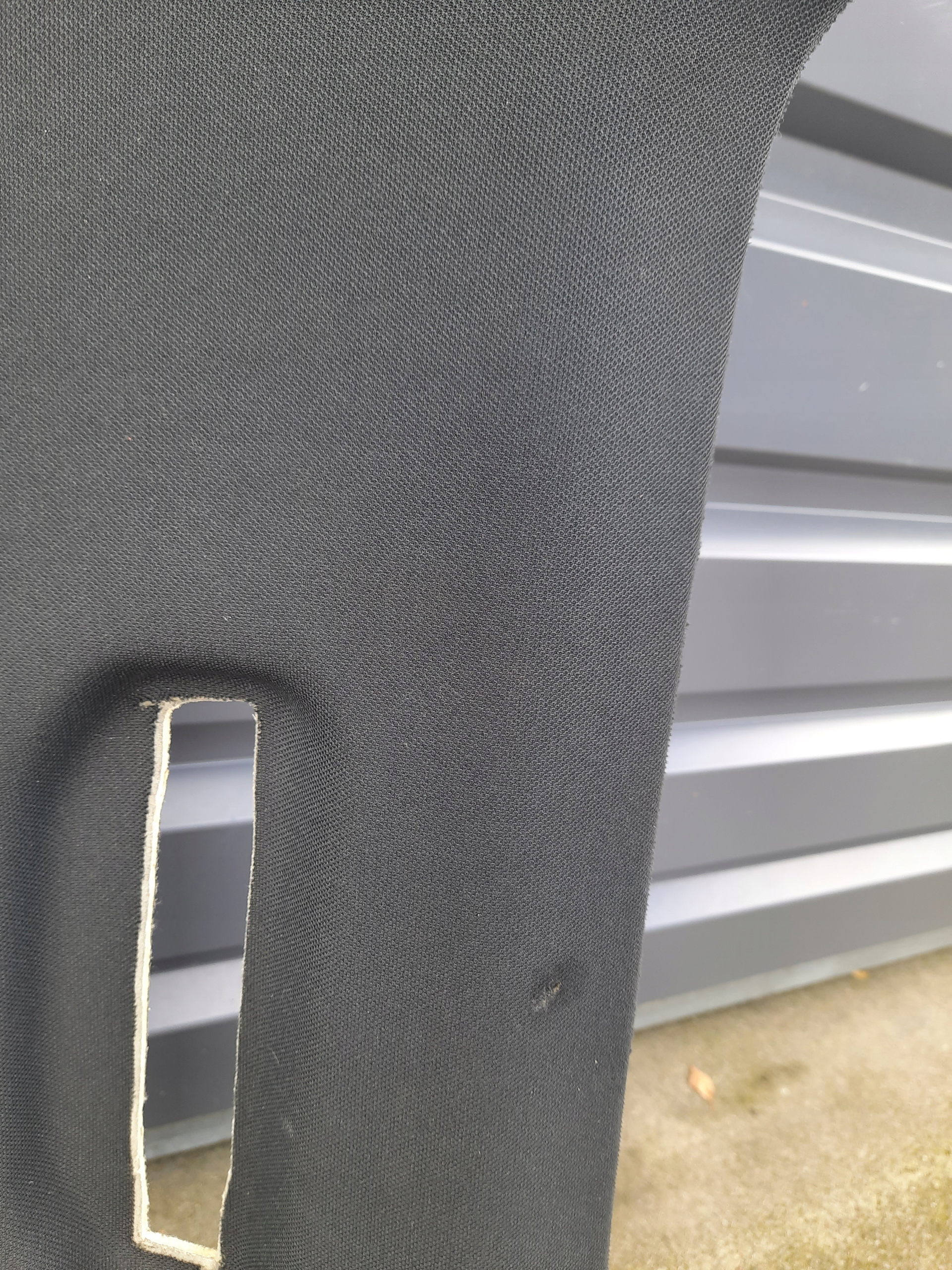 PODSUFITKA MERCEDES A-KLASA W177 Numer katalogowy części A1776900600